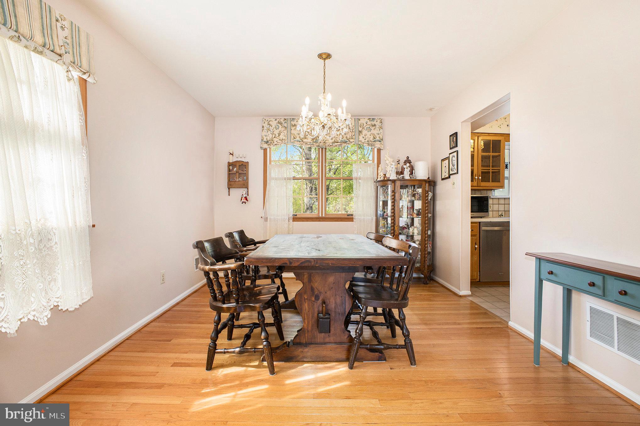 OAKLAND FARMS - Residential