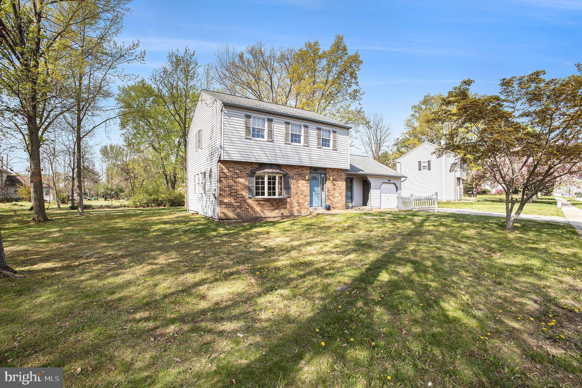 OAKLAND FARMS - Residential