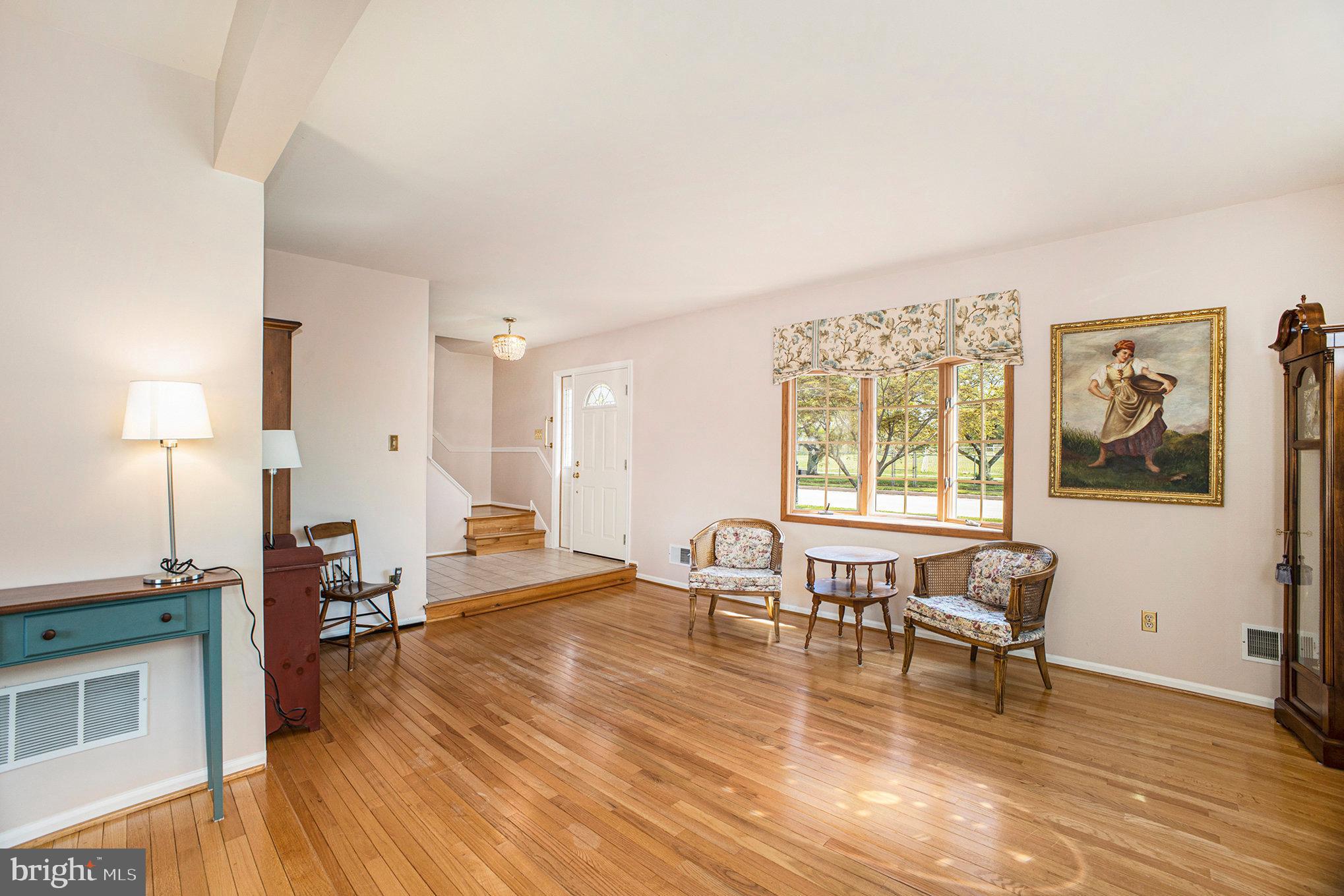 OAKLAND FARMS - Residential