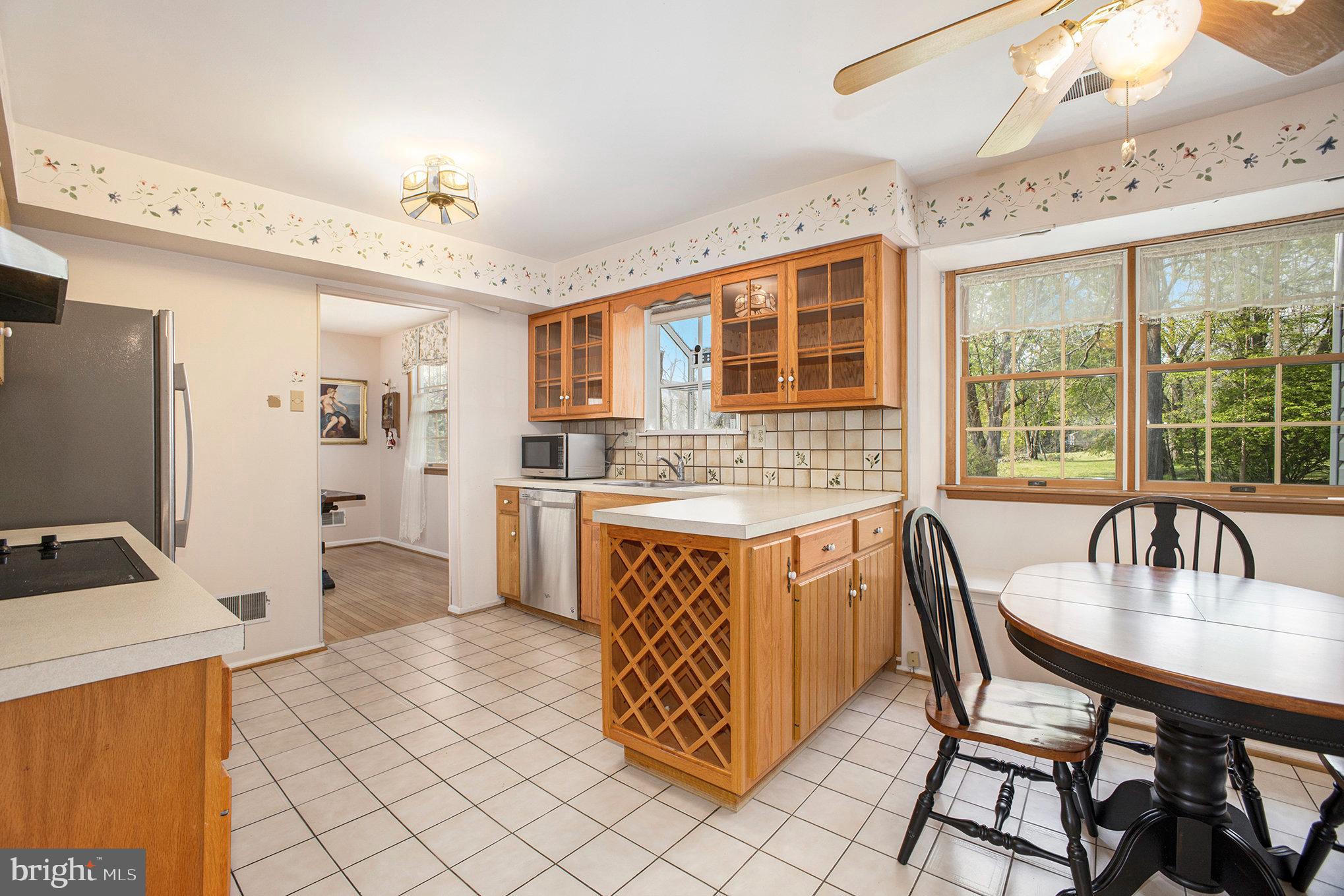 OAKLAND FARMS - Residential