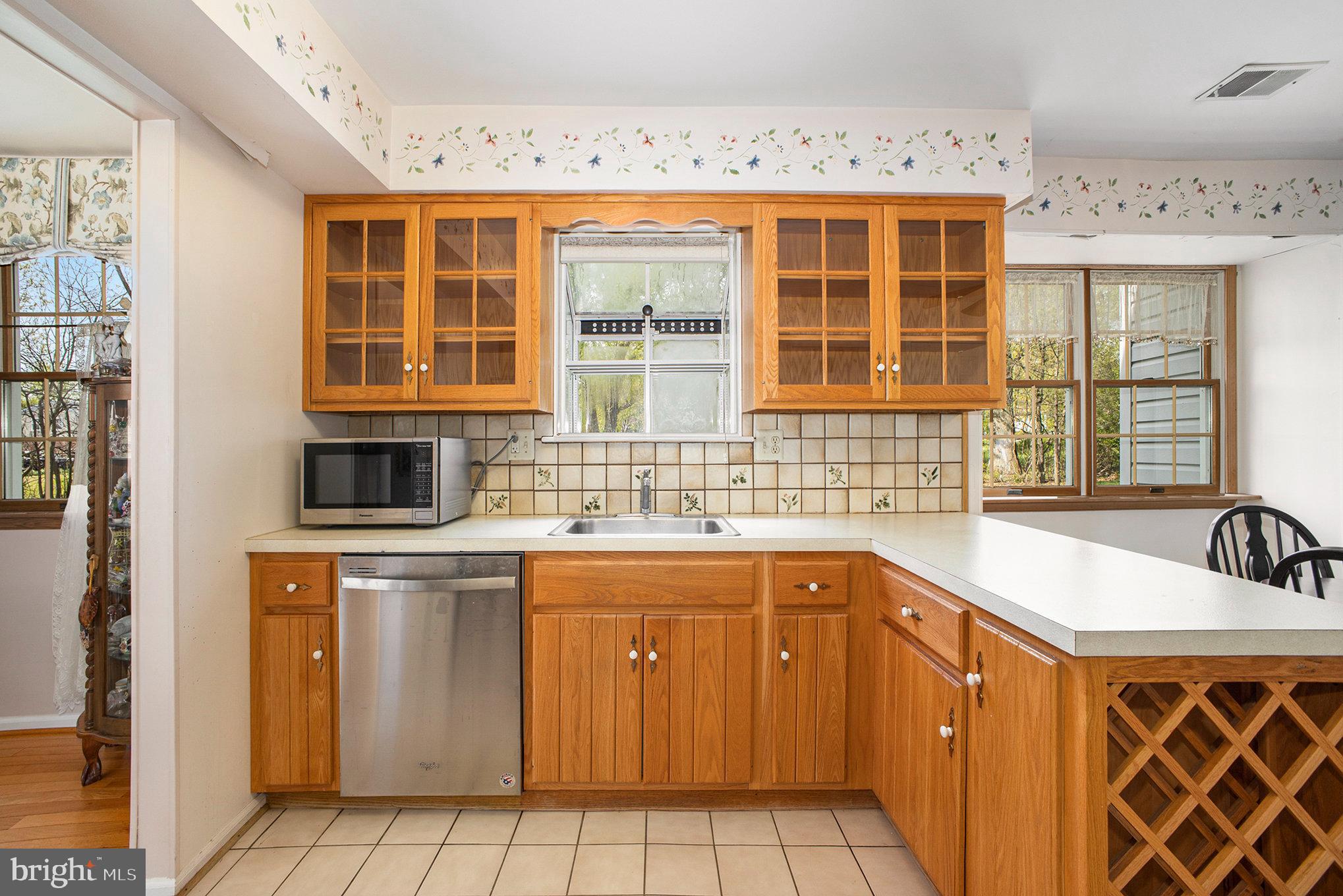 OAKLAND FARMS - Residential