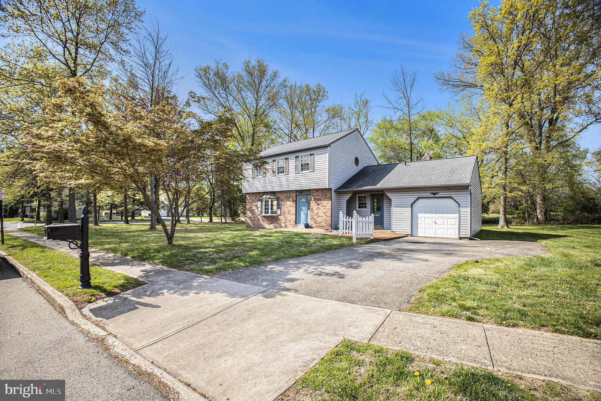 OAKLAND FARMS - Residential