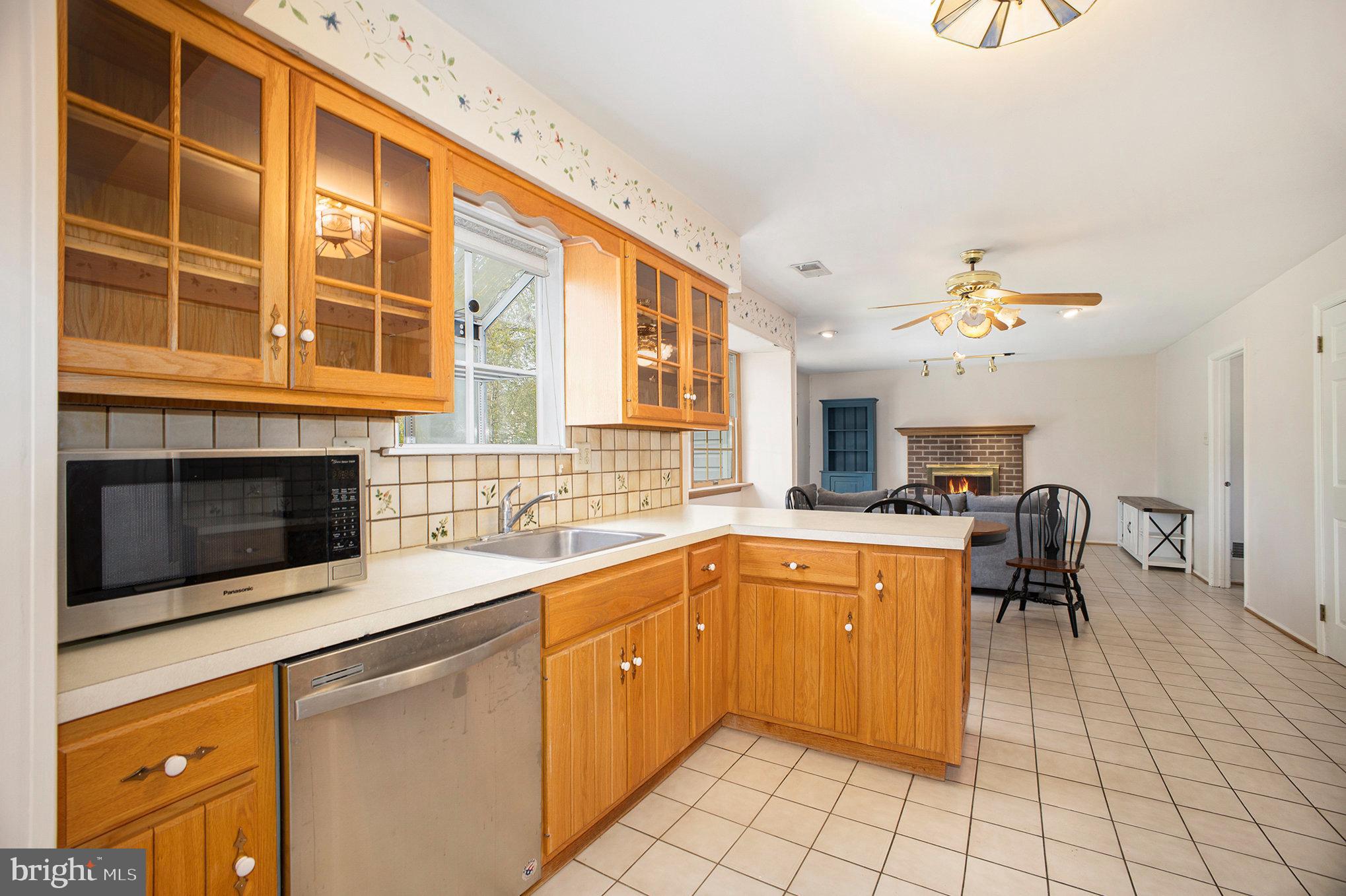 OAKLAND FARMS - Residential