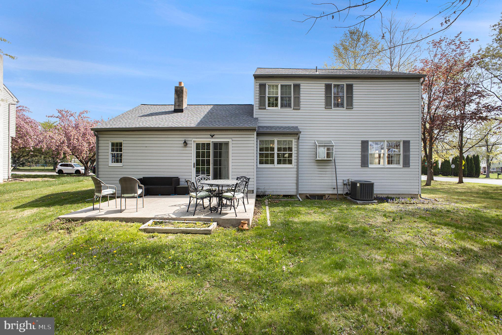 OAKLAND FARMS - Residential