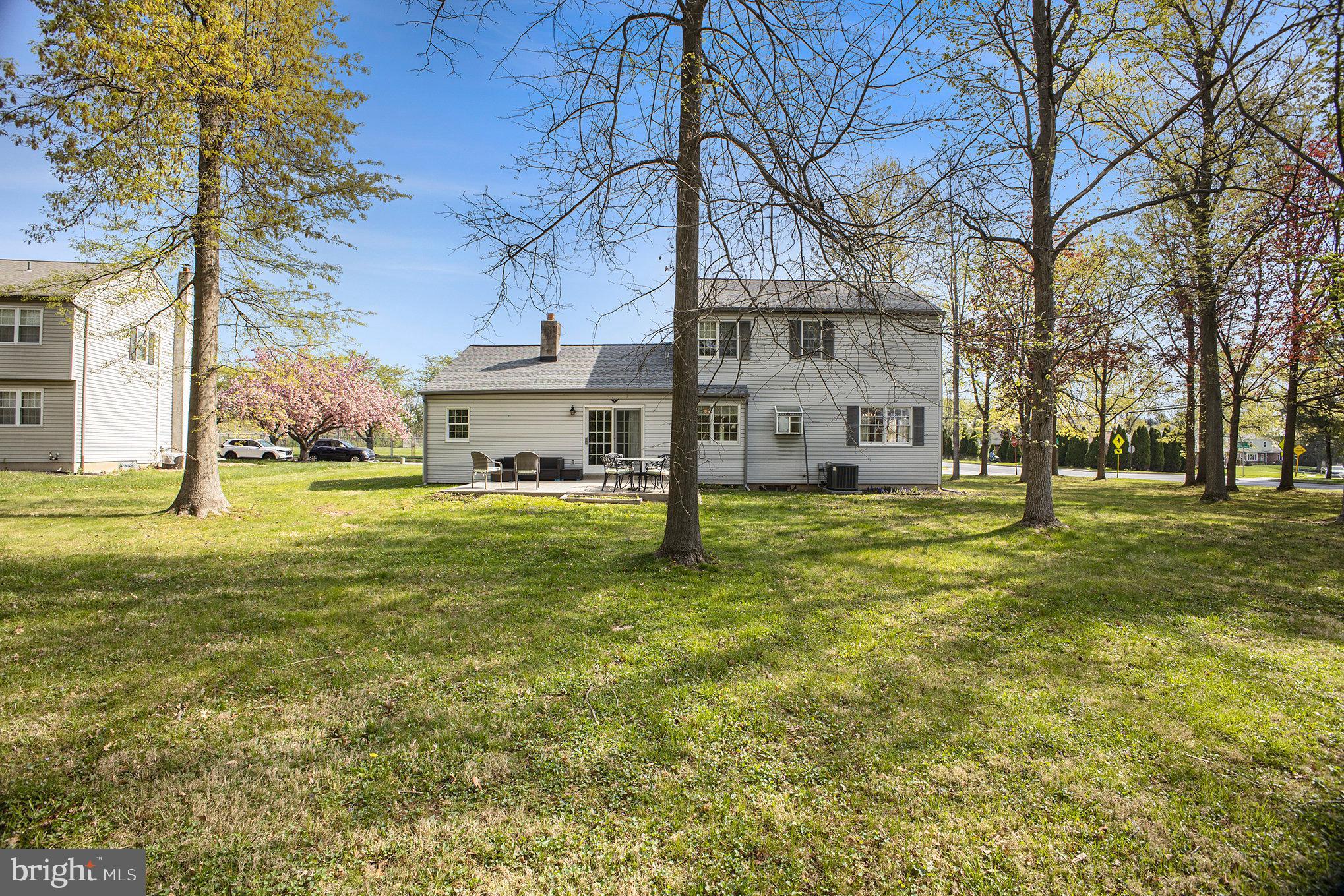 OAKLAND FARMS - Residential