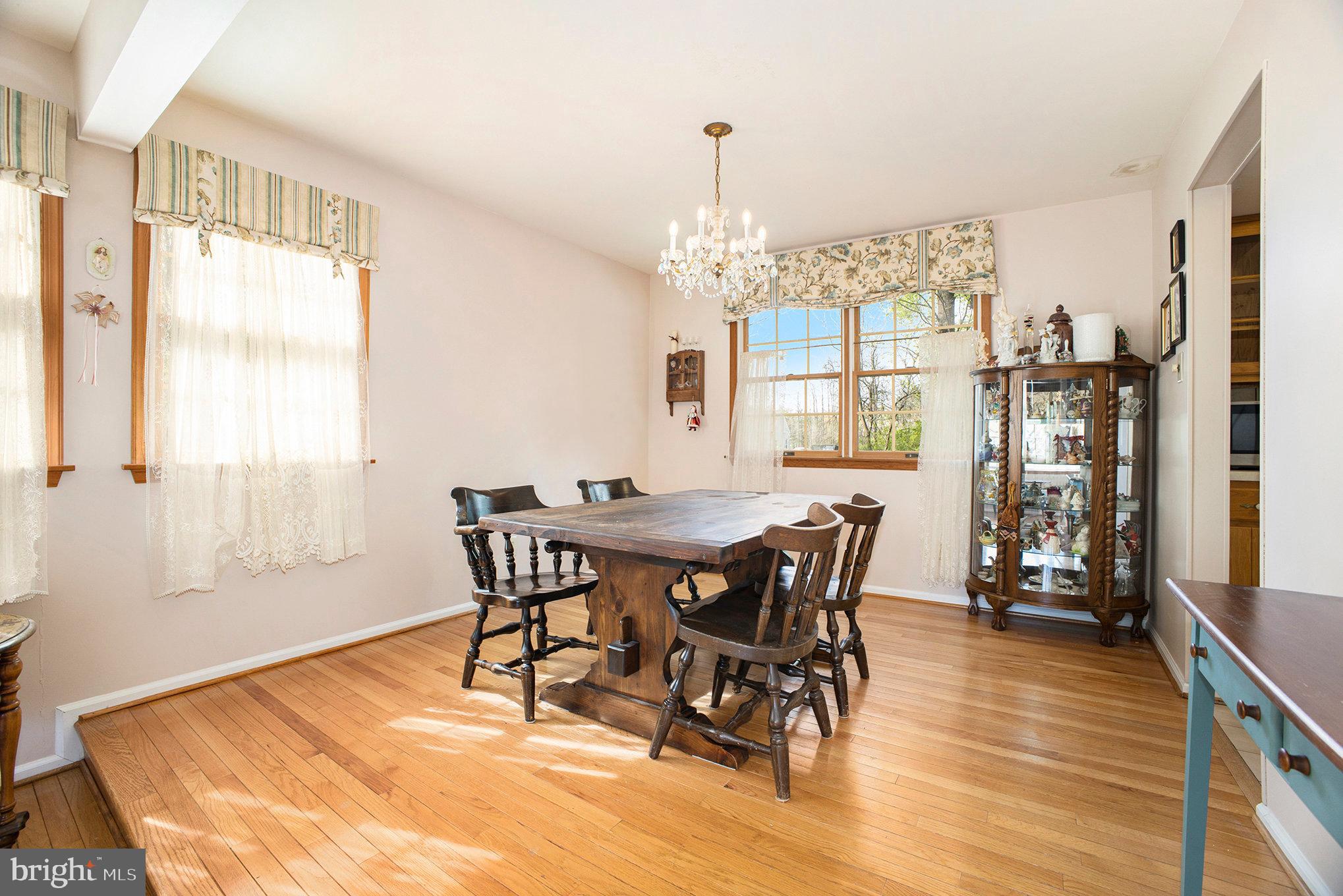 OAKLAND FARMS - Residential