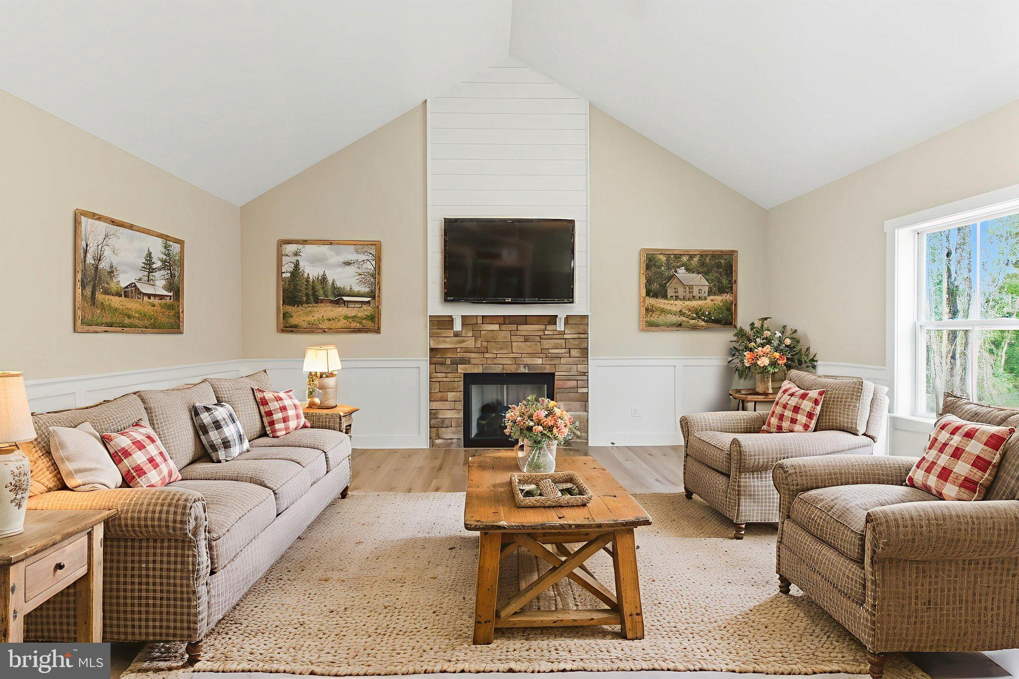 AVON BEND - Residential