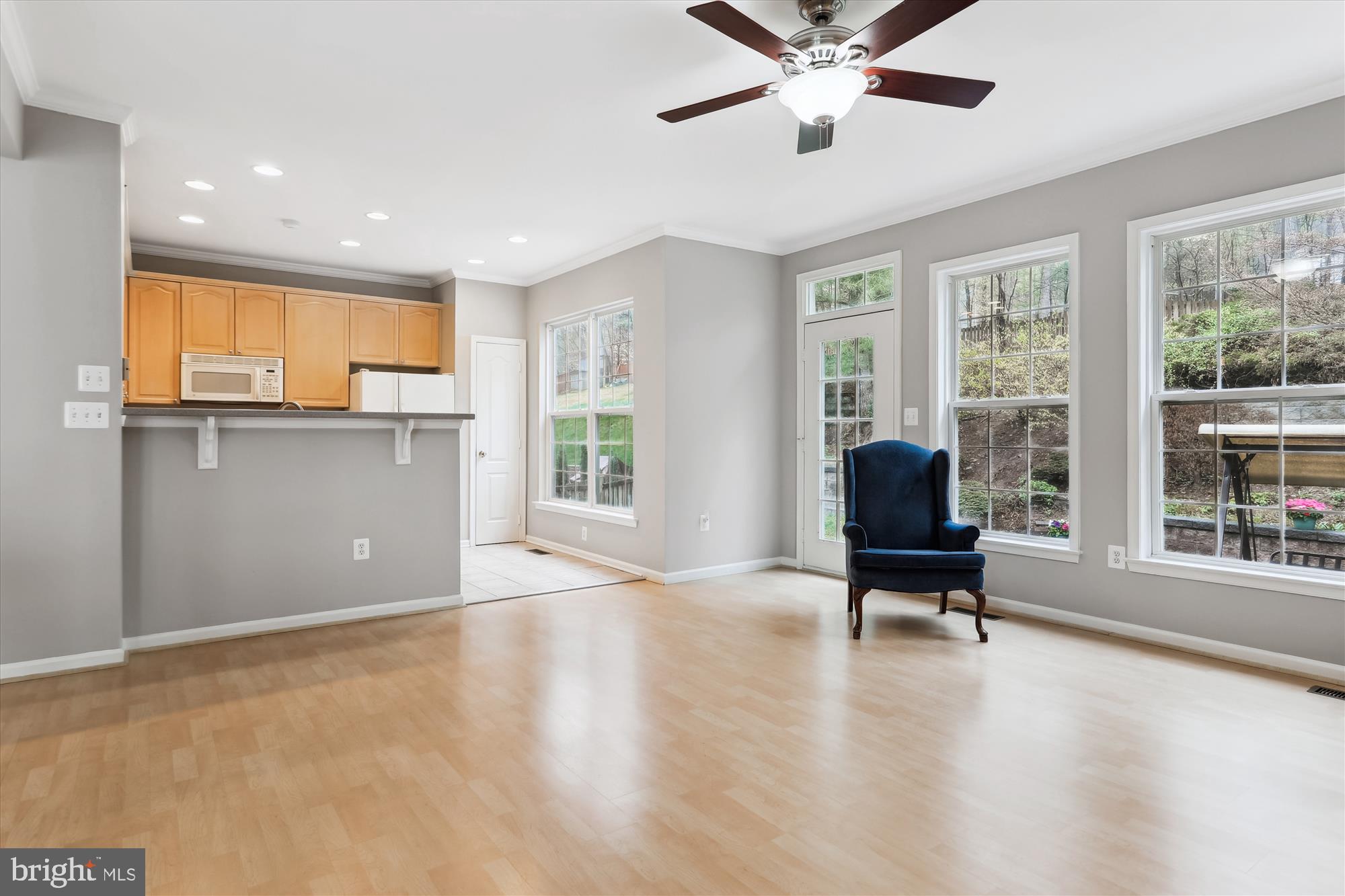 SPRING RIDGE - Residential