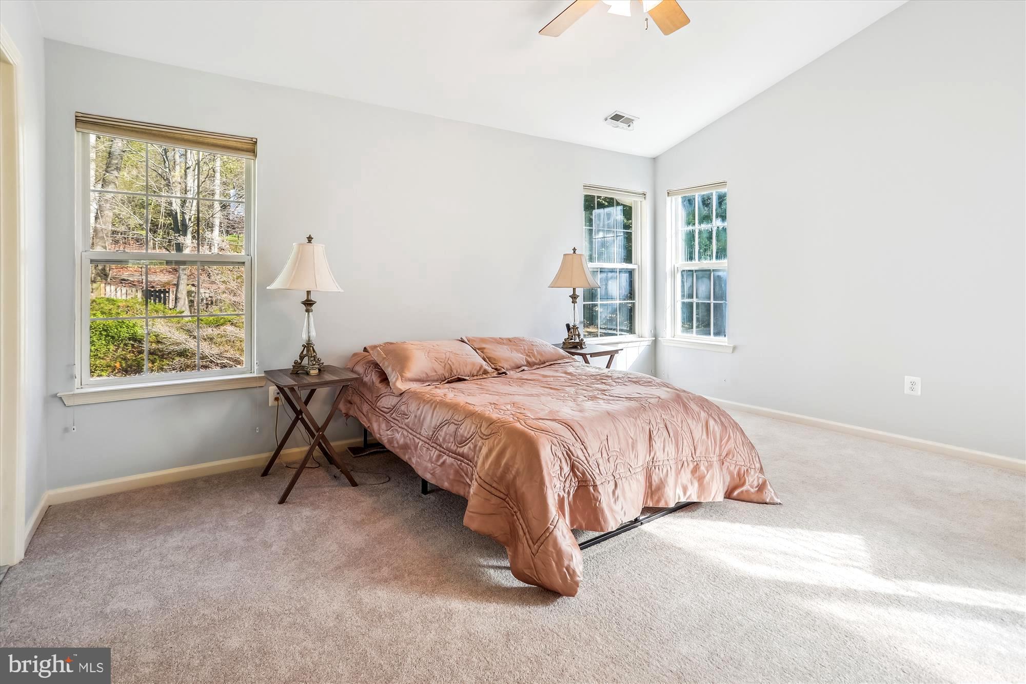 SPRING RIDGE - Residential