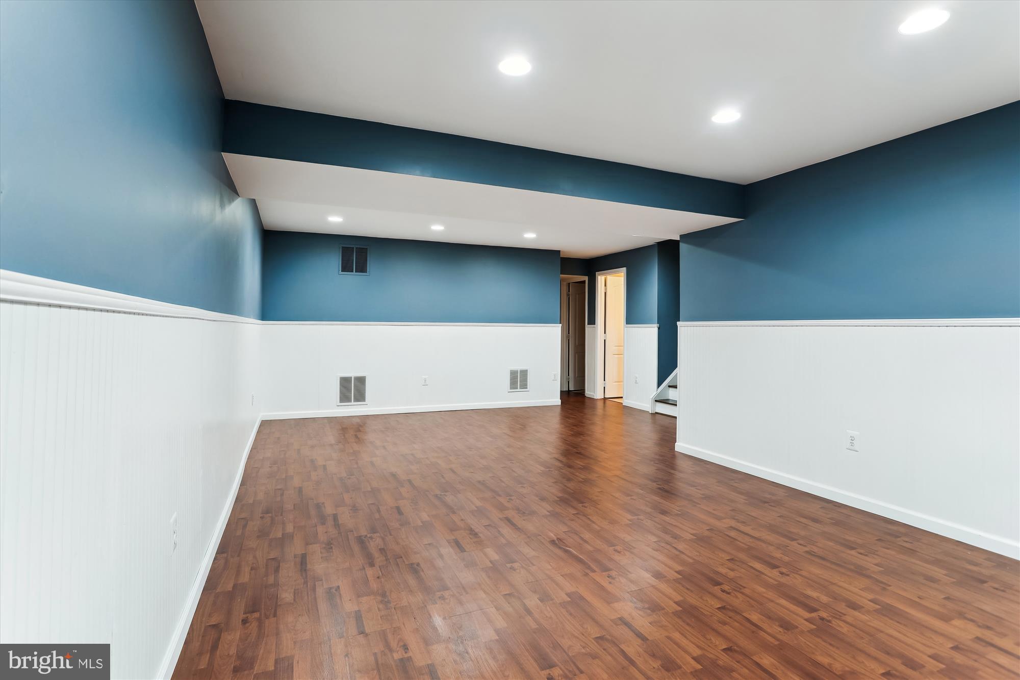 SPRING RIDGE - Residential