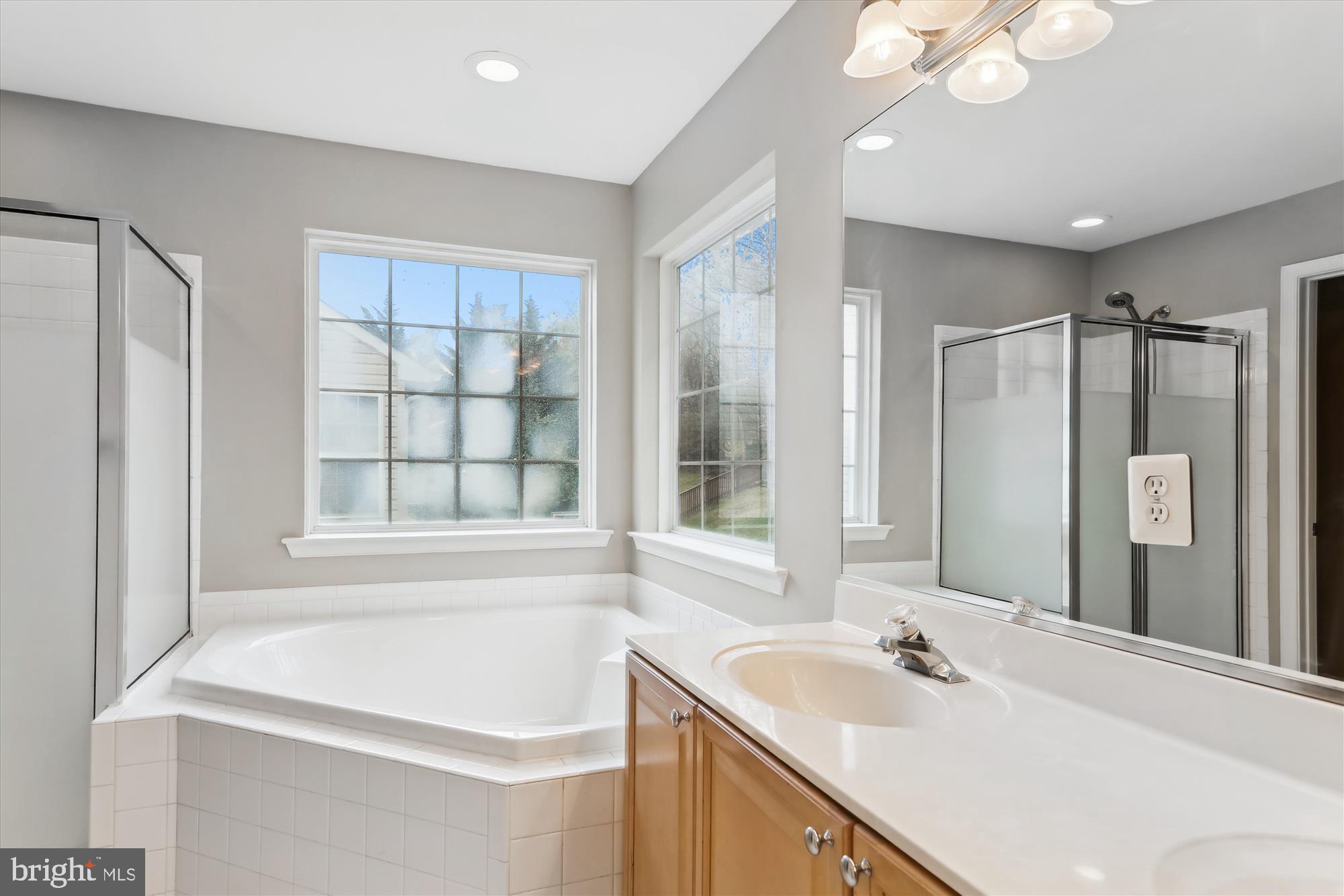 SPRING RIDGE - Residential