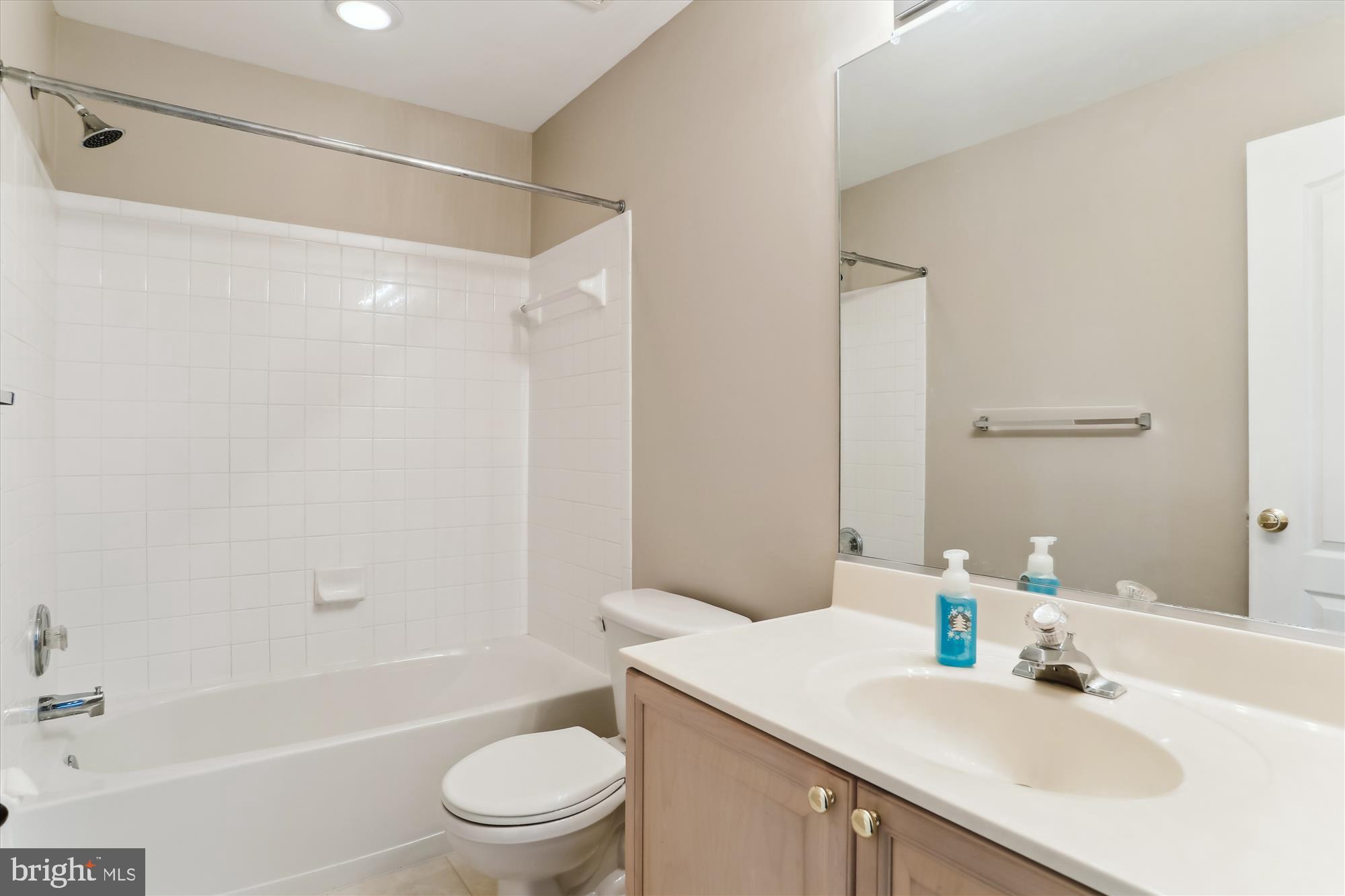 SPRING RIDGE - Residential