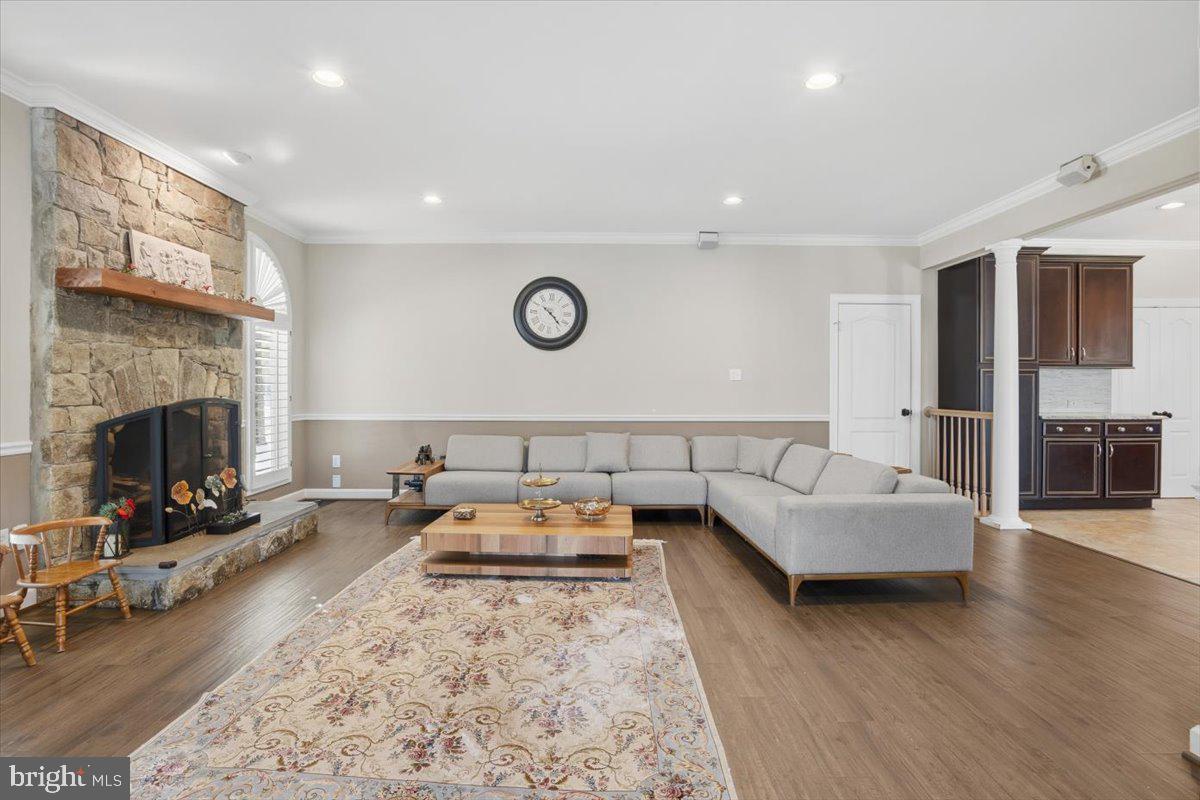 BIG PINES VILLAGE - Residential