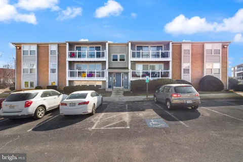 3371 Yost Lane Unit 201, Dumfries, VA 22026 - MLS#: VAPW2087660