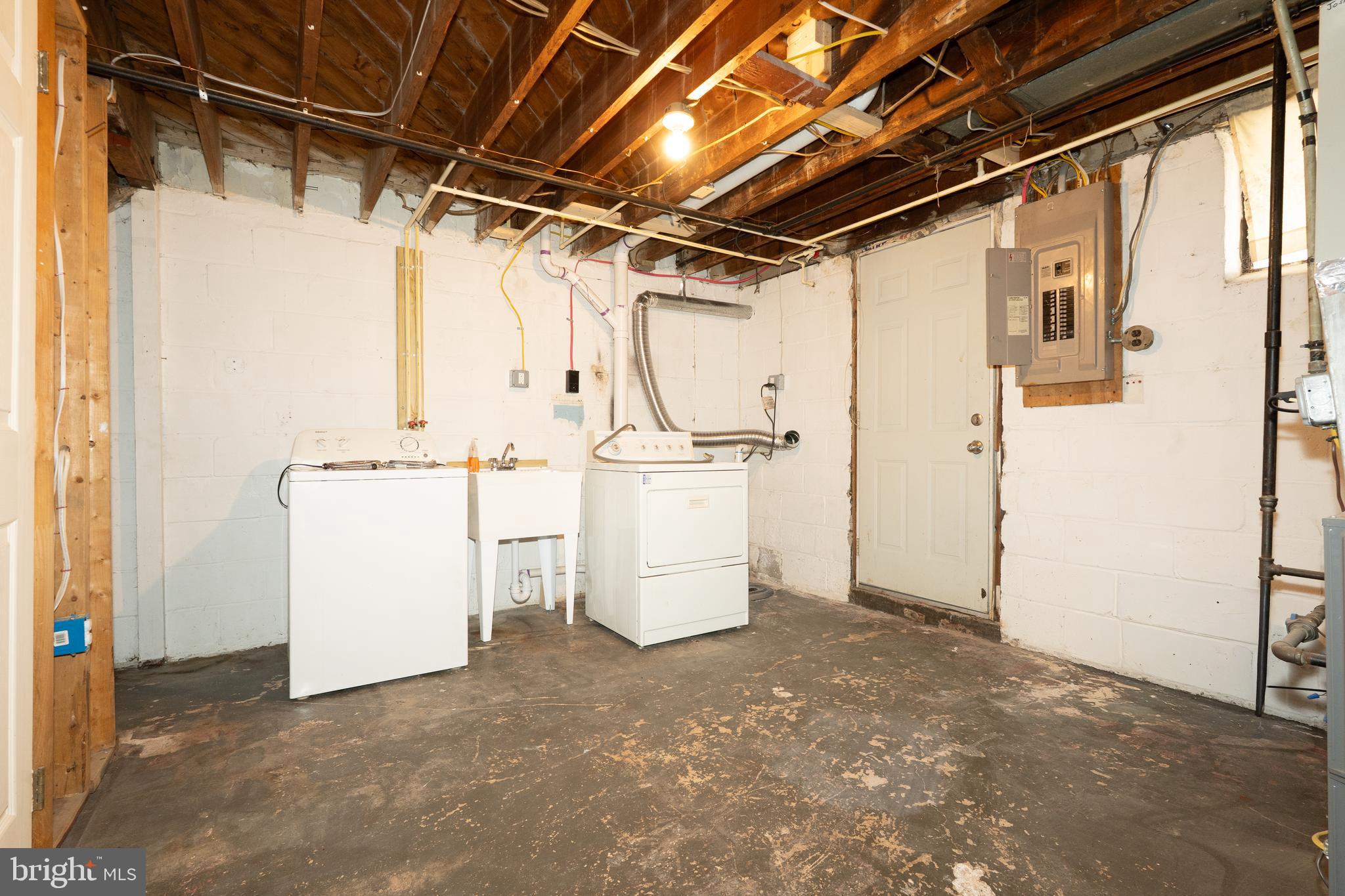 WEST INVERNESS - Residential