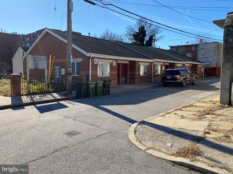 851 LEMMON STREET BALTIMORE MD 21201