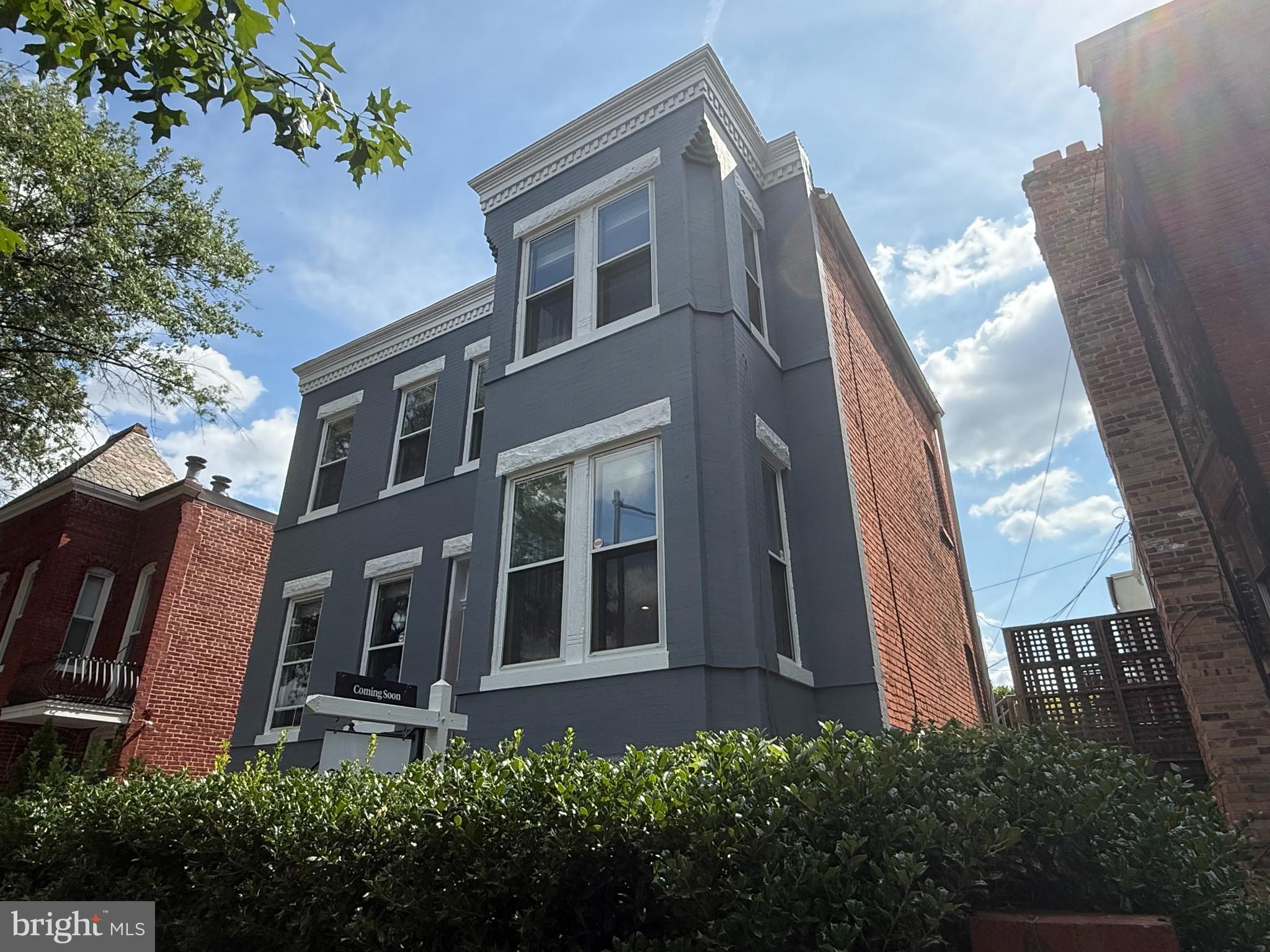 509 3RD STREET NE