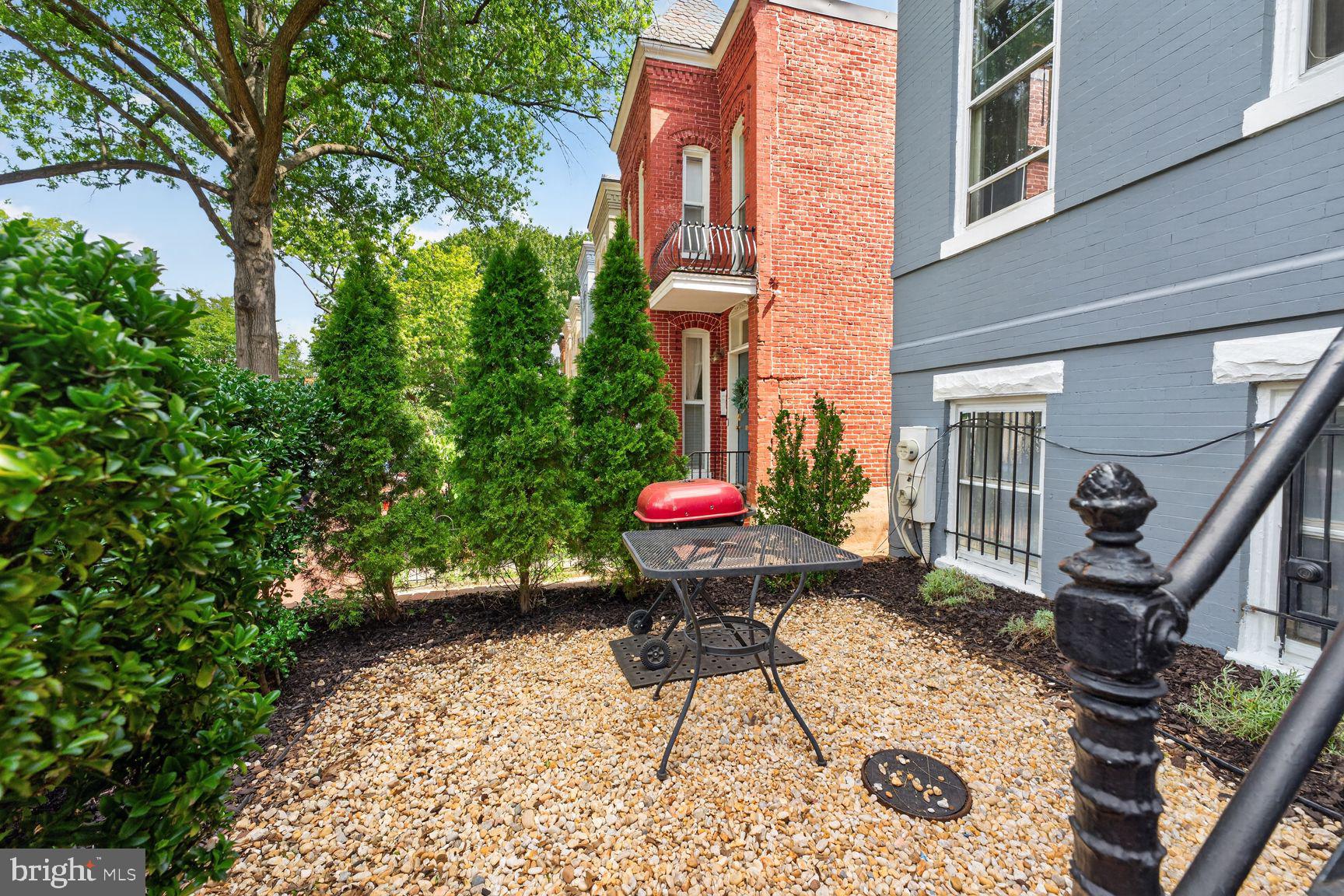 509 3RD STREET NE
