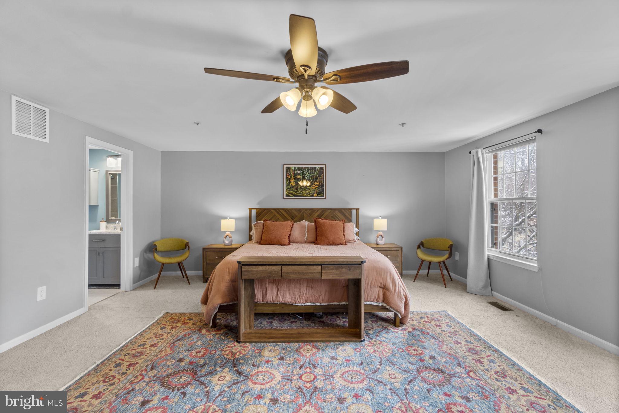 COLUMBIA TOWN CENTER - Residential