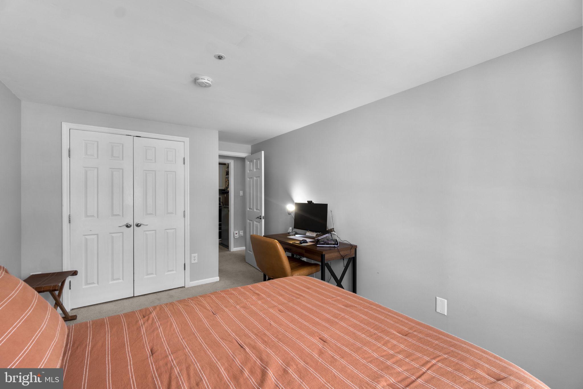 COLUMBIA TOWN CENTER - Residential