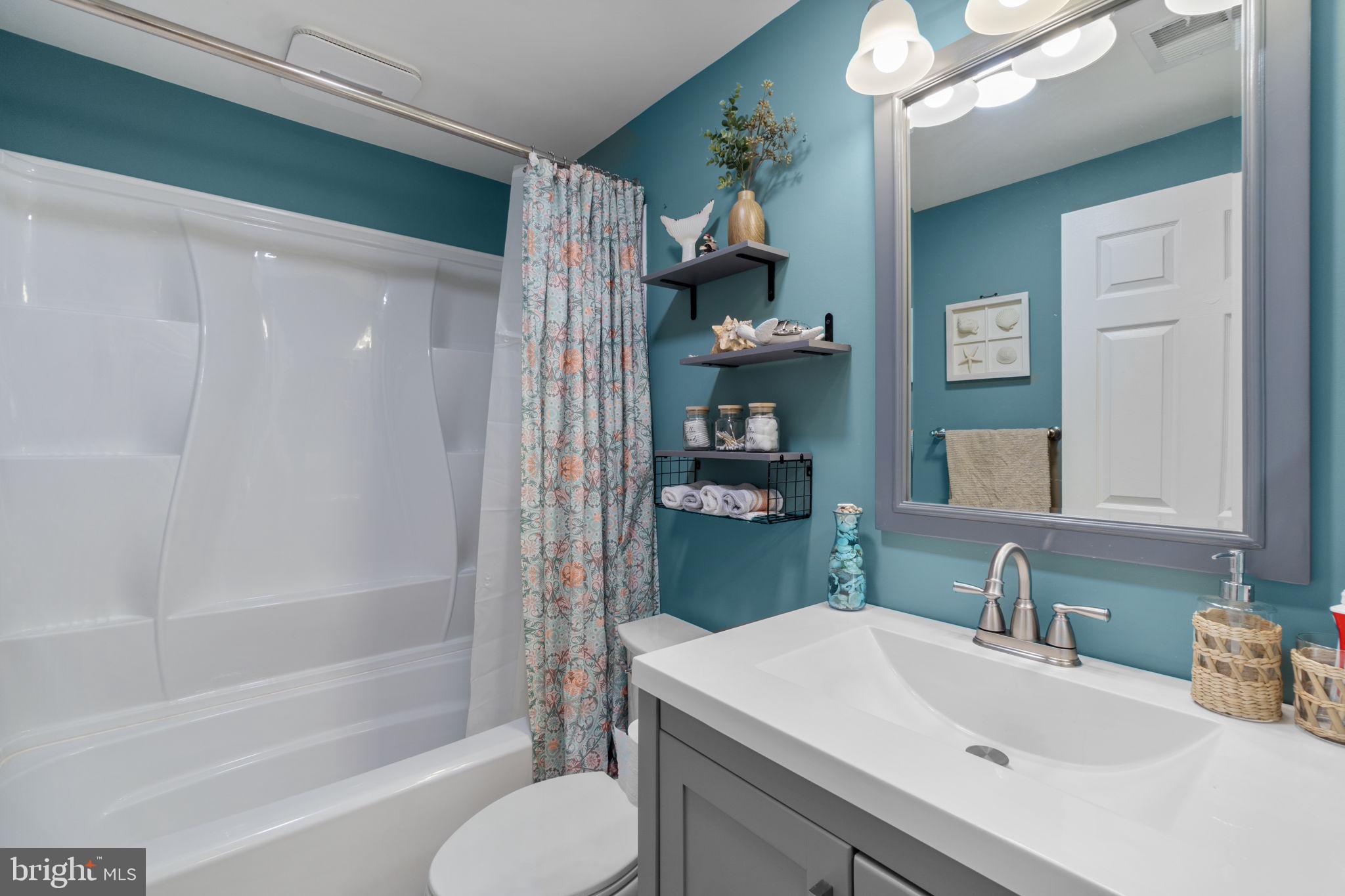 COLUMBIA TOWN CENTER - Residential