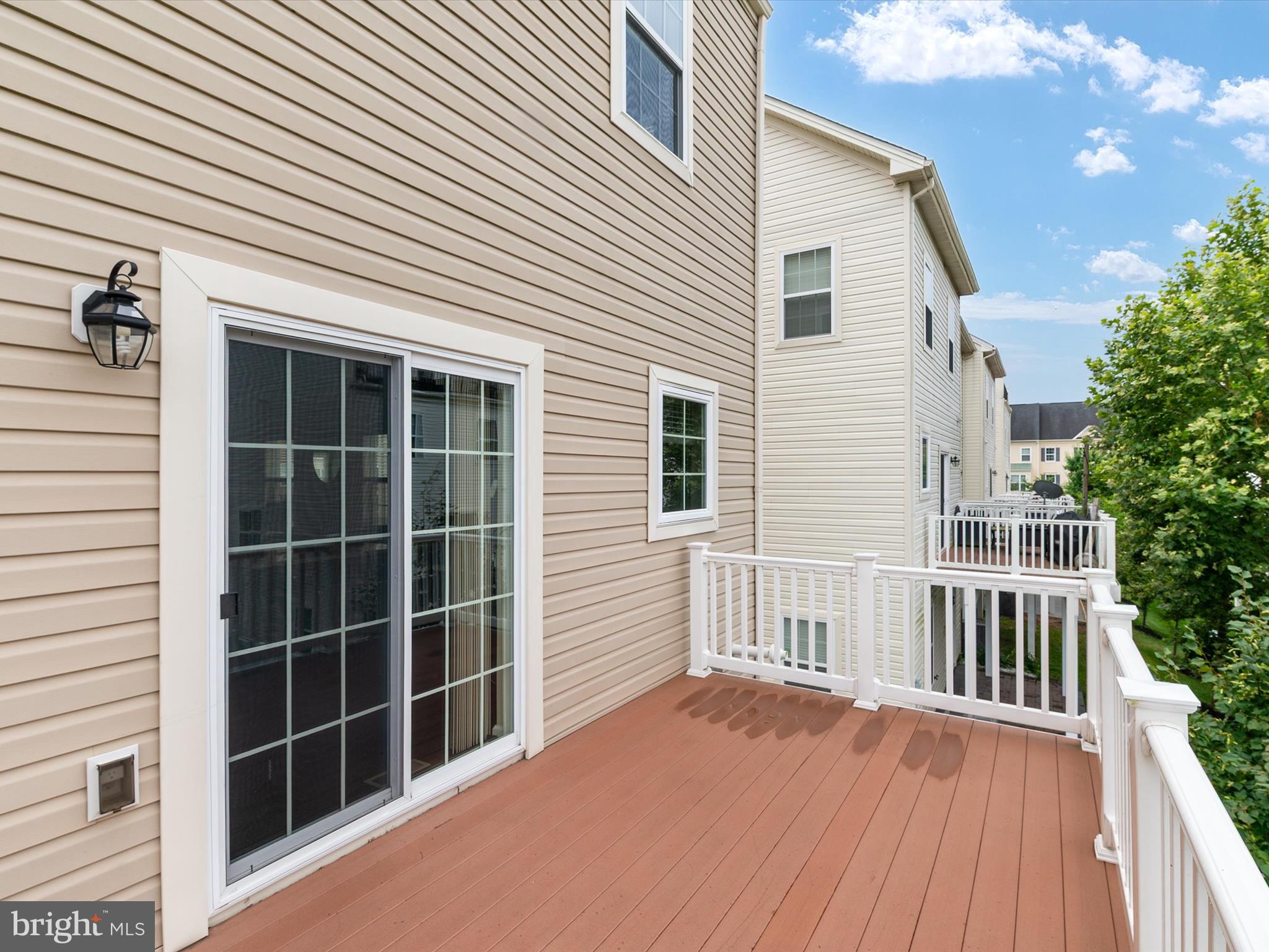 TANYARD SPRINGS - Residential