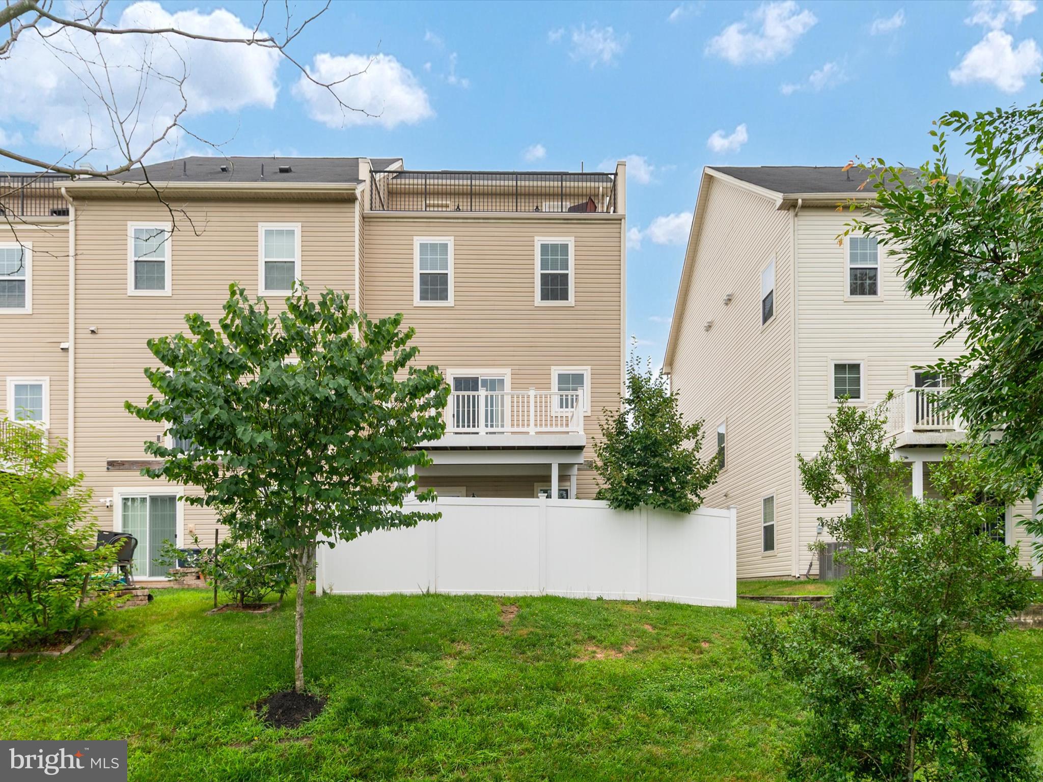 TANYARD SPRINGS - Residential