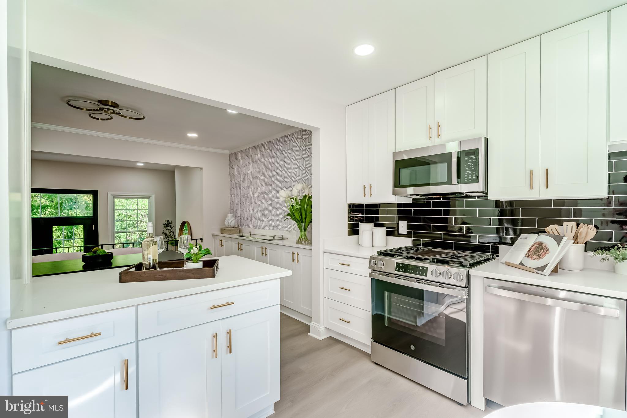 5408 BROMYARD COURT