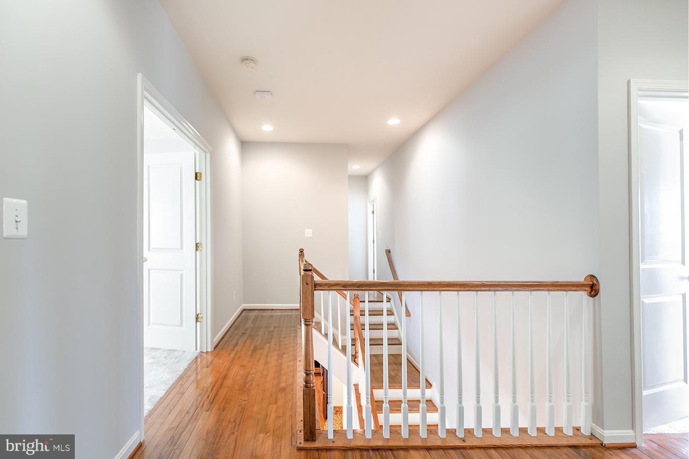 VINT HILL - Residential