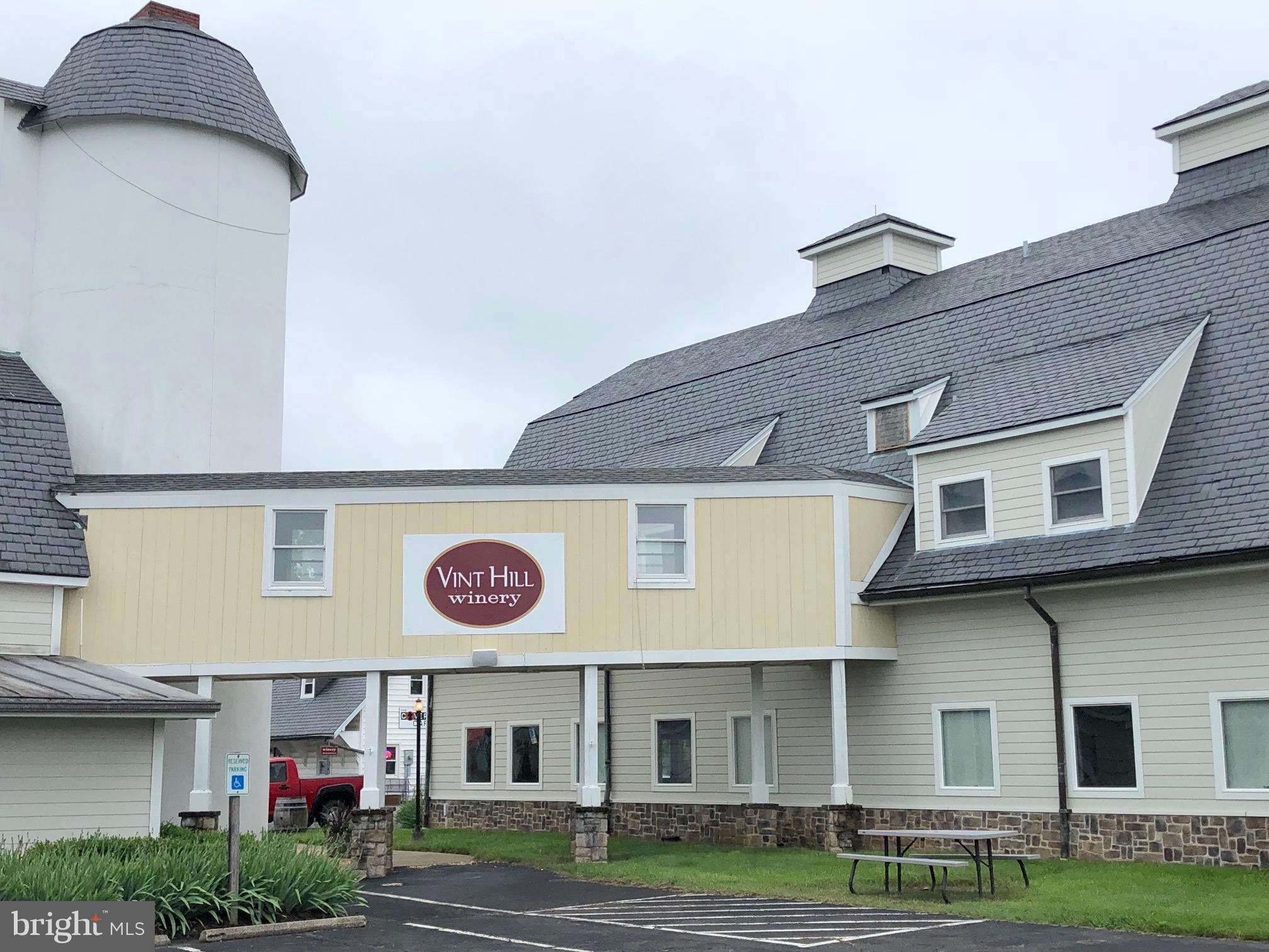 VINT HILL - Residential