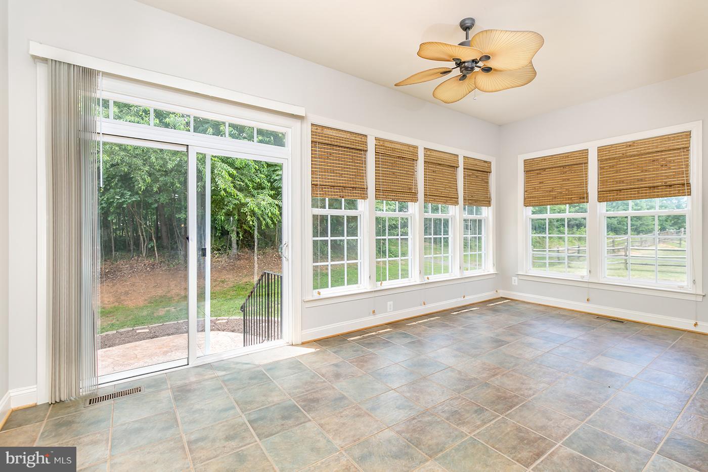 VINT HILL - Residential