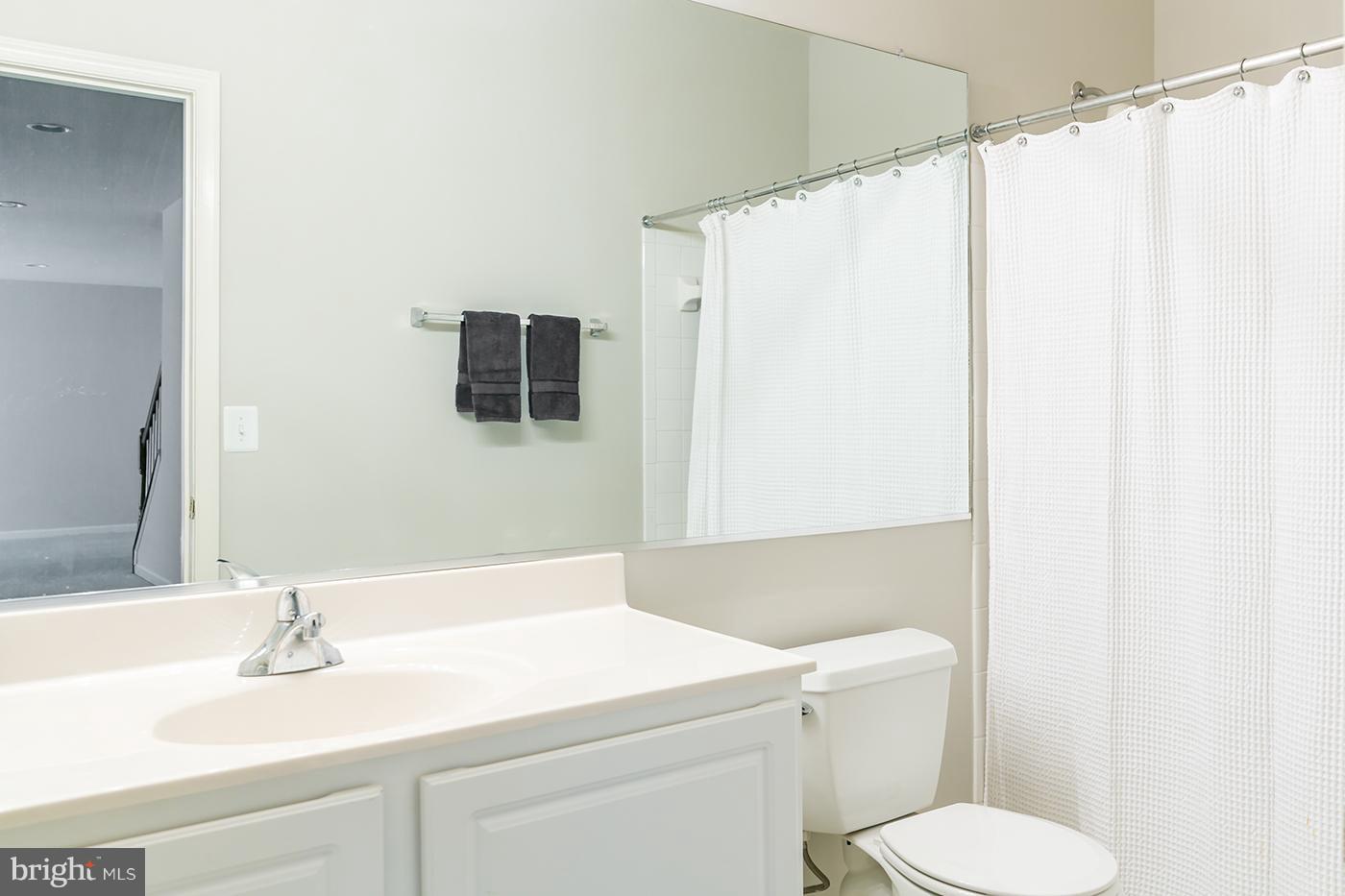 VINT HILL - Residential