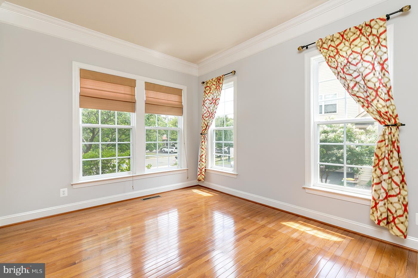 VINT HILL - Residential