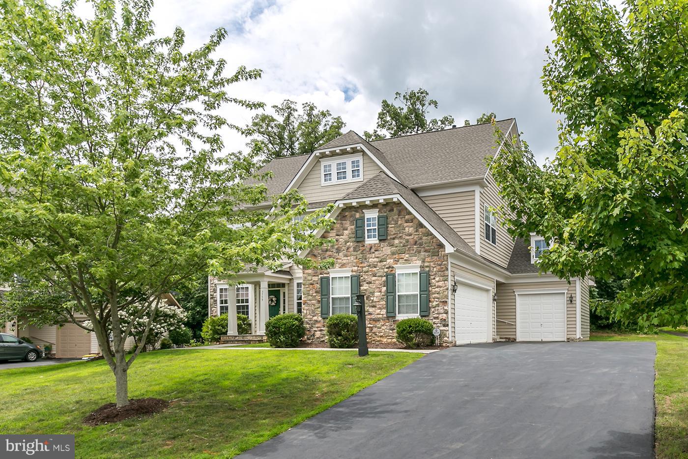 VINT HILL - Residential