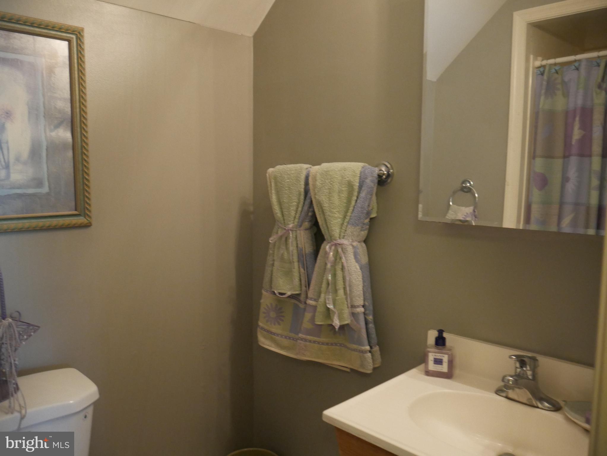 COURTS AT STAFFORD - Residential Lease