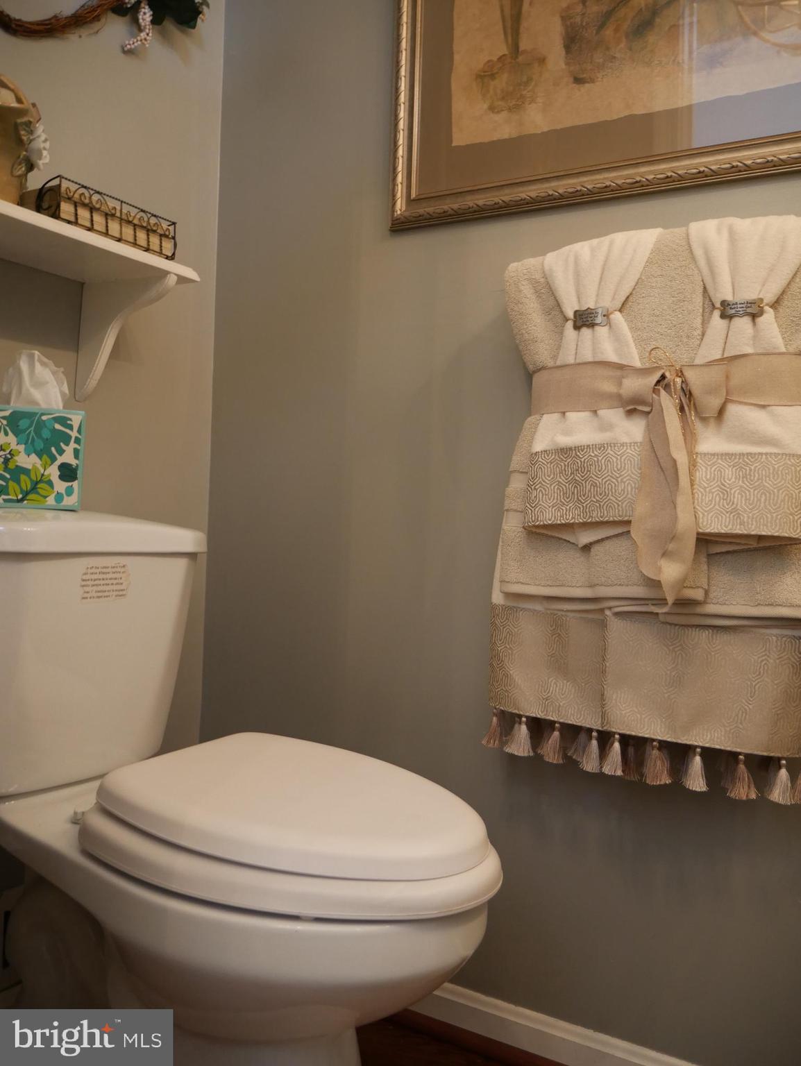 COURTS AT STAFFORD - Residential Lease