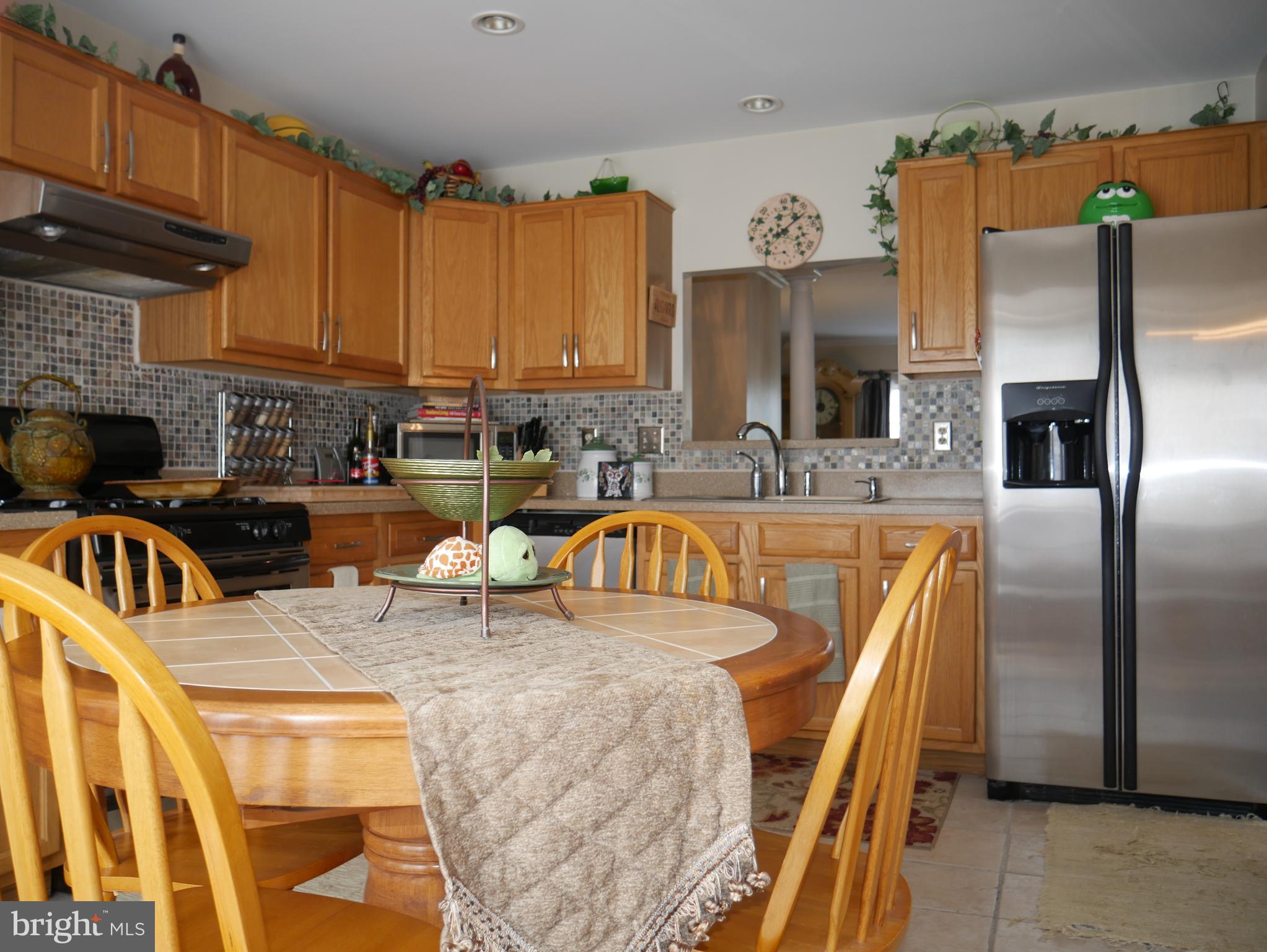 COURTS AT STAFFORD - Residential Lease