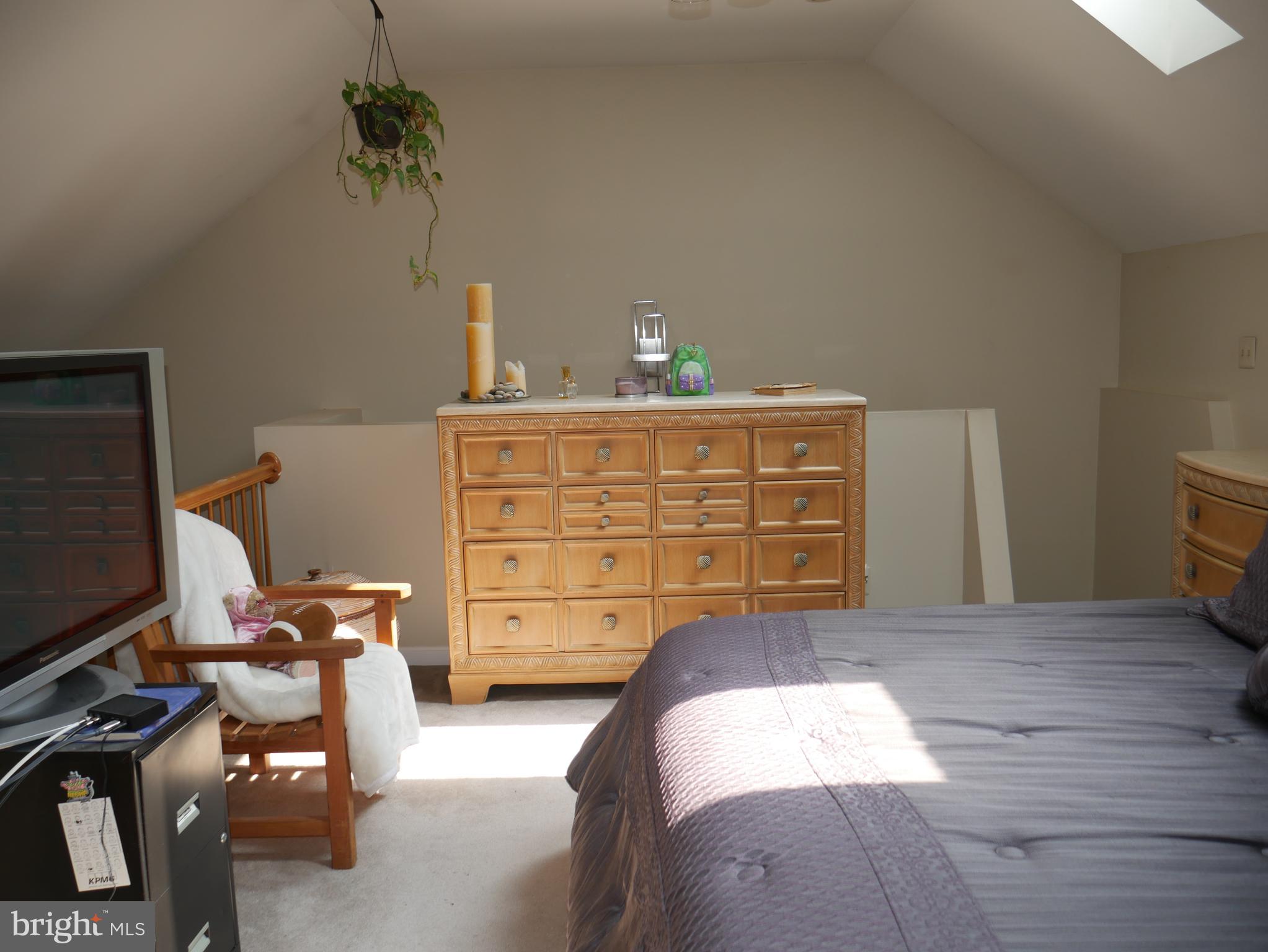 COURTS AT STAFFORD - Residential Lease