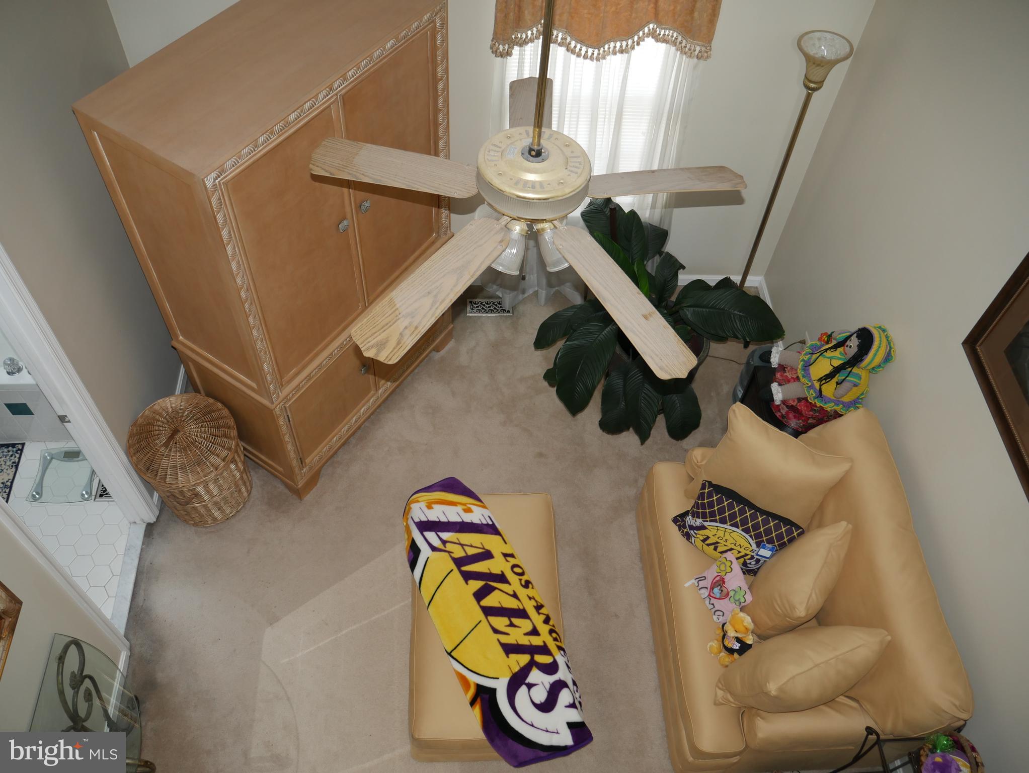 COURTS AT STAFFORD - Residential Lease