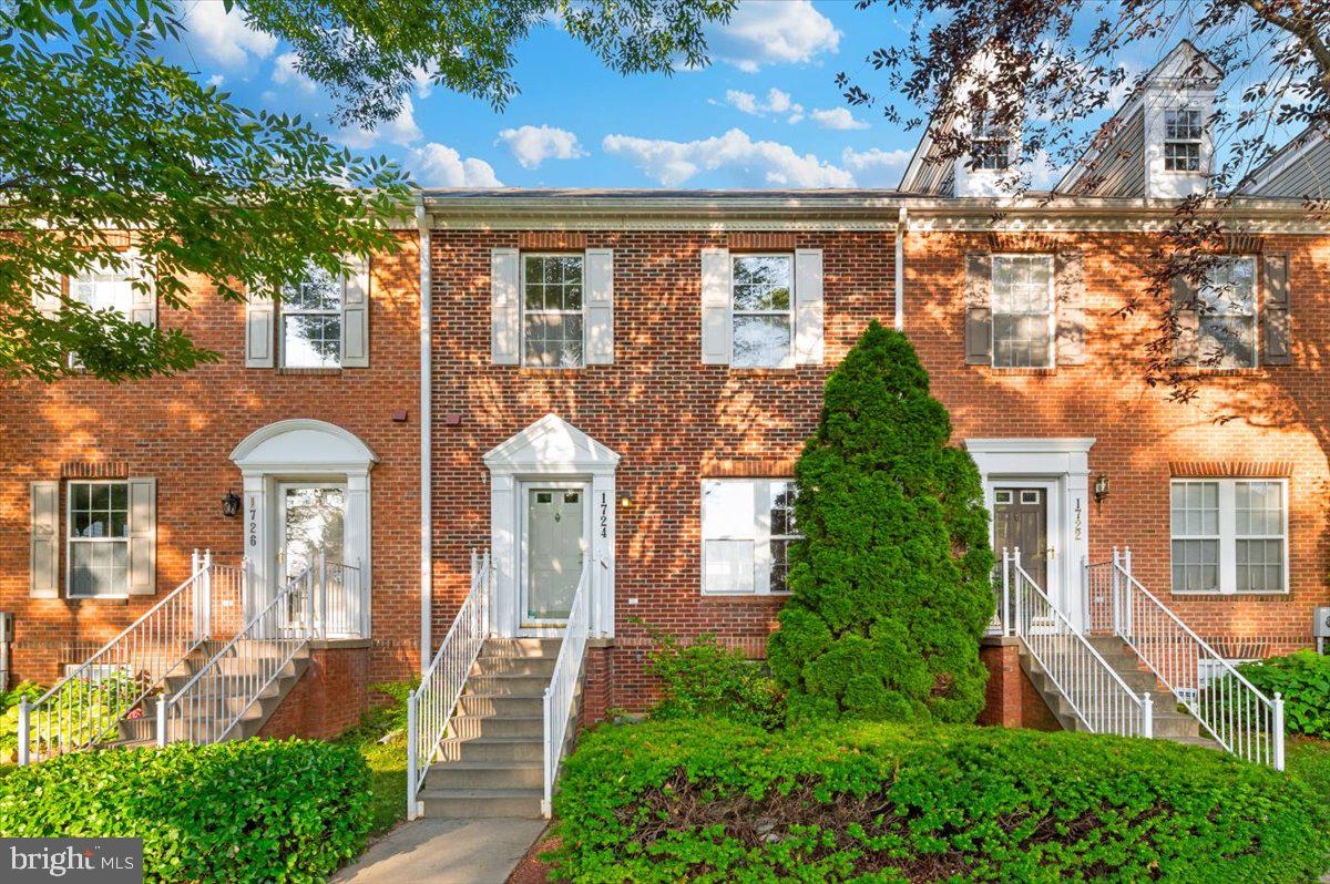 Welcome to 1724 Derrs Square East, located in the sought-after Dearbought community in Frederick. Set directly on Derrs Square Park, this townhome offers a prime spot in one of the area's most established and amenity-rich neighborhoods. Whether you're looking for a peaceful setting with mature landscaping or an active lifestyle with plenty to do just steps from your front door, Dearbought delivers.
Residents enjoy access to a swimming pool, tennis courts, a soccer field, and miles of walking and biking trails that run along the scenic Monocacy River. With shopping, dining, and conveniences close by at Market Square, Clemson Corner, and The Shops at Monocacy, you don’t have to go far for anything you need.
Inside, the home offers an open-concept kitchen and living room, along with a flexible bonus area on the main level that can be used as a second living room, play area, or home office. The fenced backyard leads to addtional parking in the alley behind the home . Upstairs you'll find three bedrooms and two full baths.
If you're looking for a place with strong community appeal, easy access to Frederick’s best shopping and commuter routes, and the opportunity to make a home your own over time, 1724 Derrs Sq E is well worth a look. Homes in Dearbought don’t last long, so come see what makes this neighborhood so special.