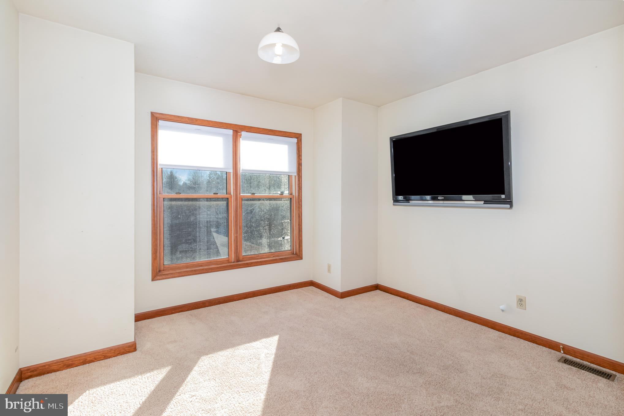 LAUREL HILLS NORTH - Residential