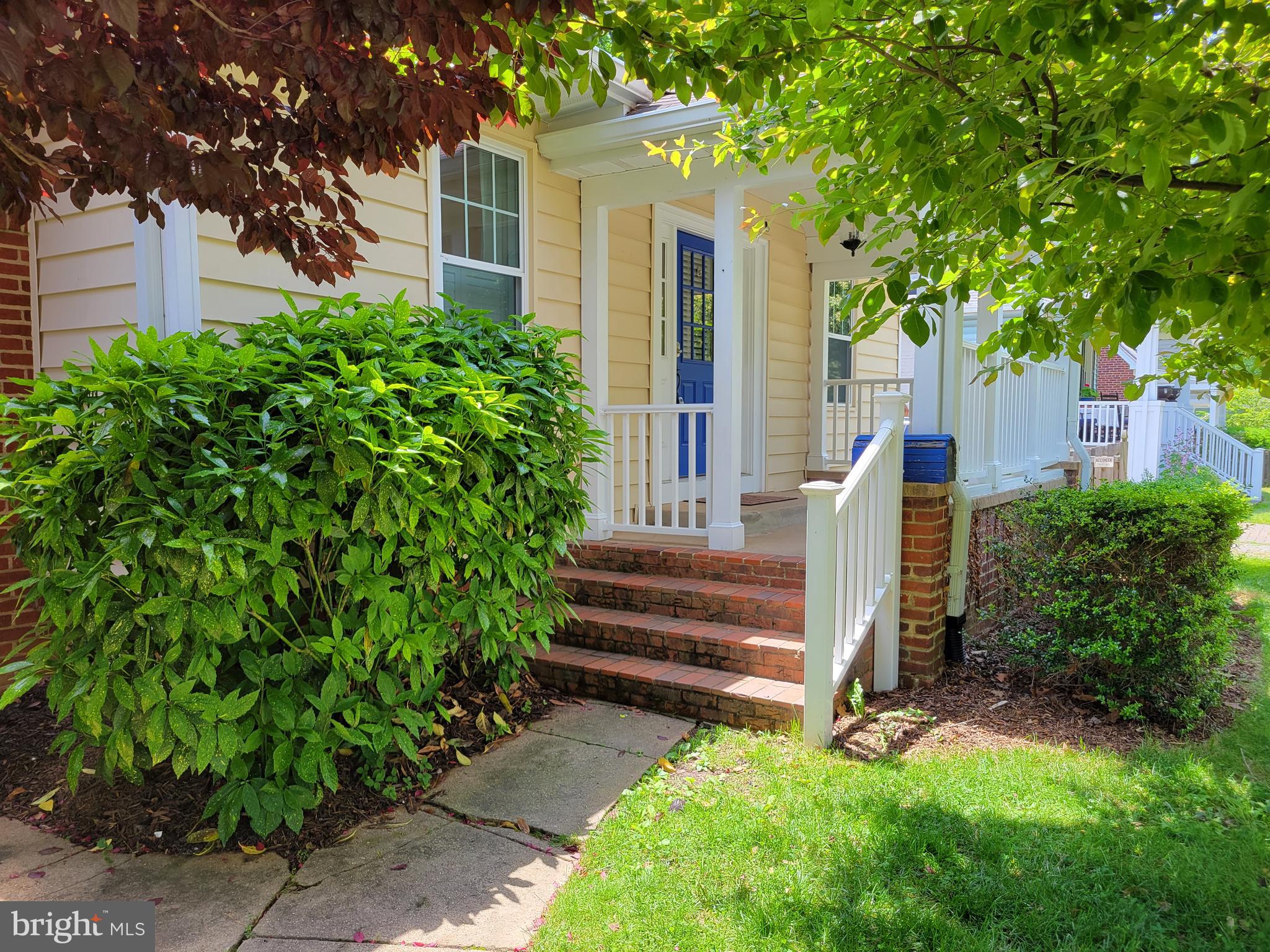 AURORA HILLS - Residential