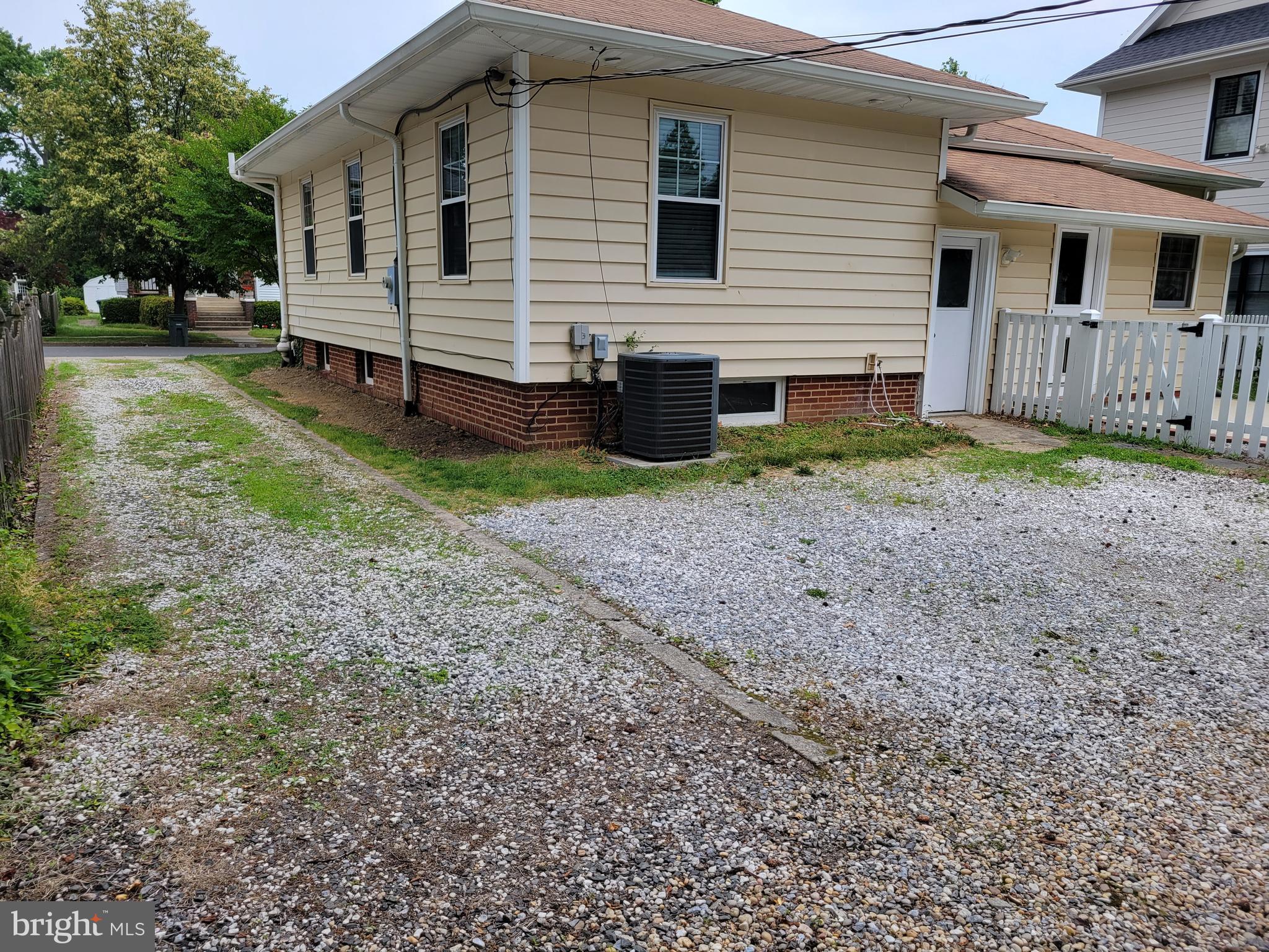 AURORA HILLS - Residential