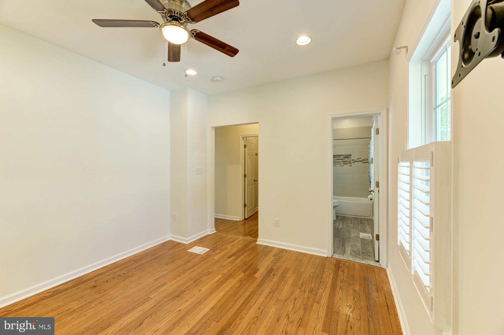 AURORA HILLS - Residential