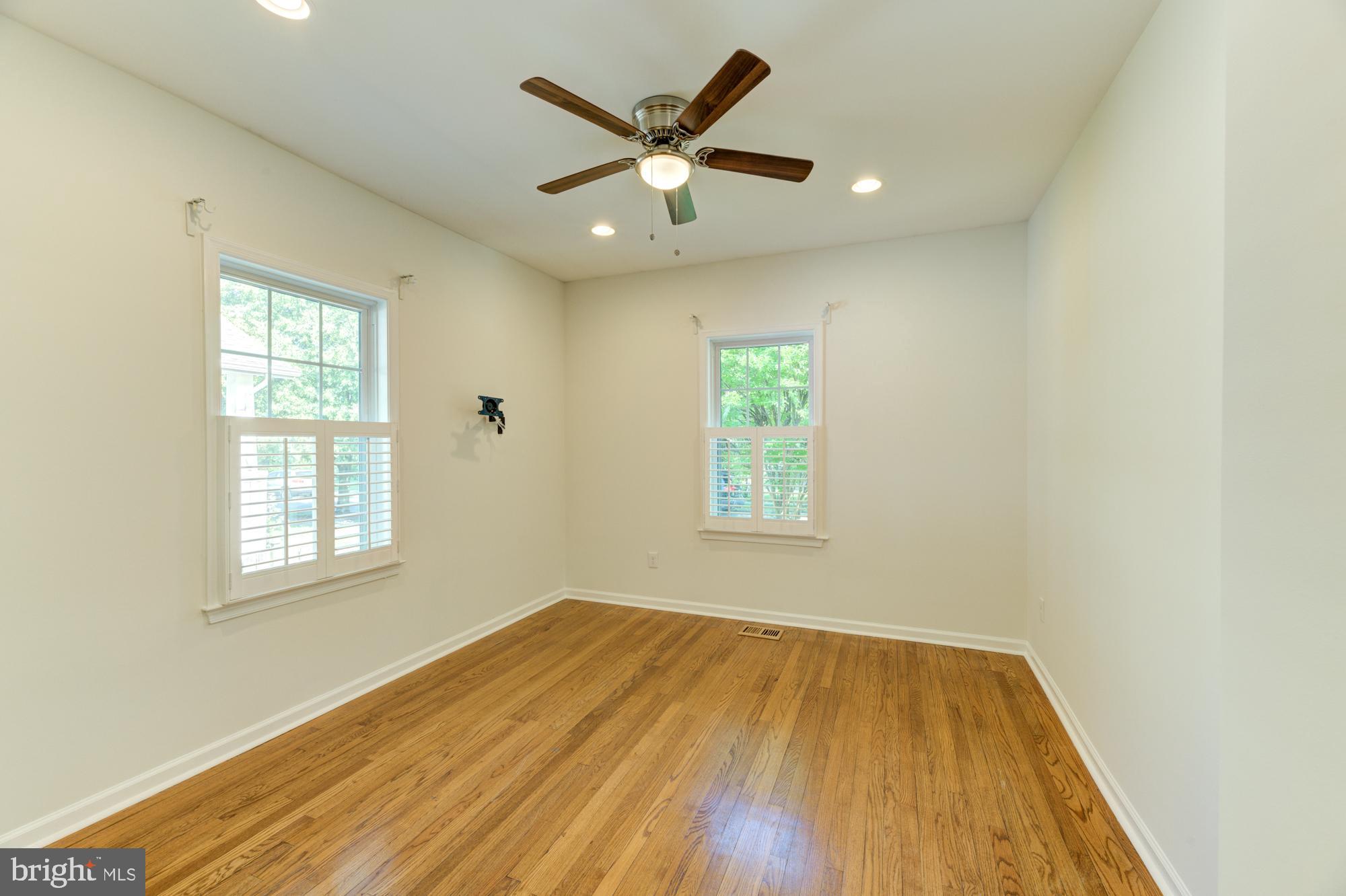 AURORA HILLS - Residential