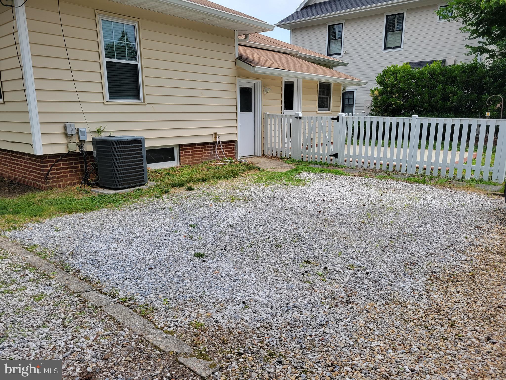 AURORA HILLS - Residential