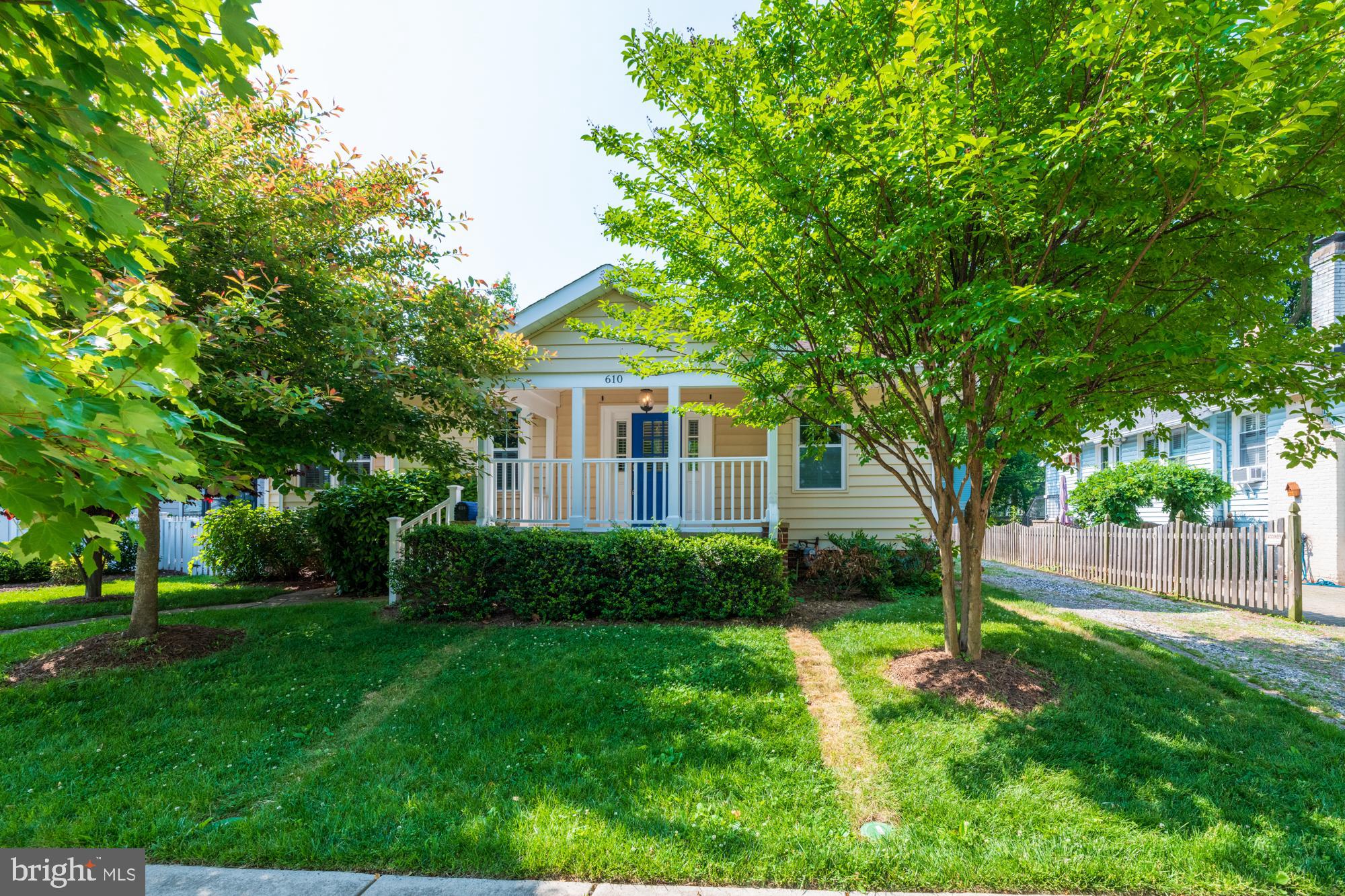 AURORA HILLS - Residential