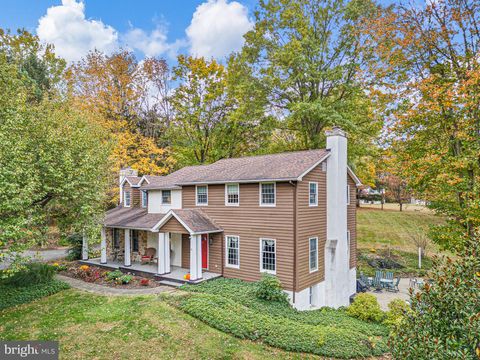 5 OLD ORCHARD LANE CHADDS FORD PA 19317