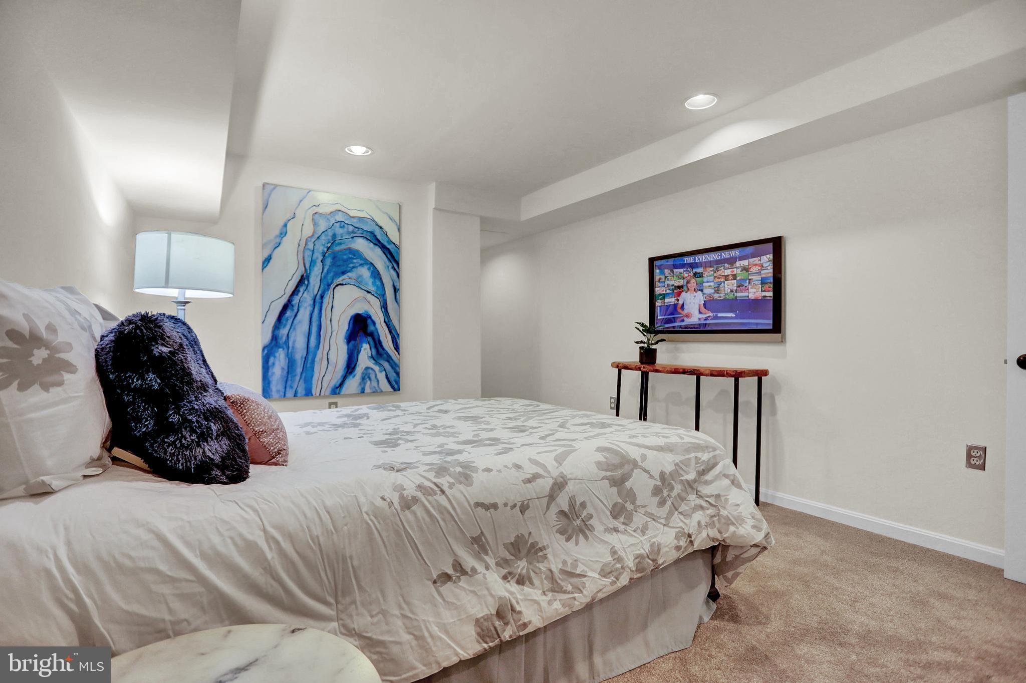 HOPKINS - Residential Lease