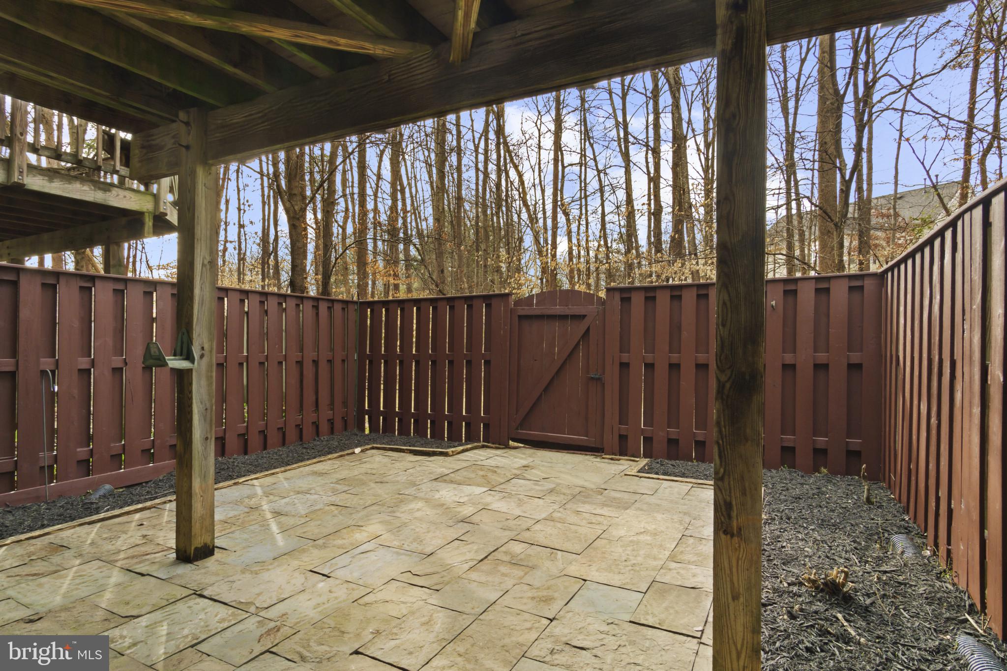 GREEN RIDGE COZZOS - Residential